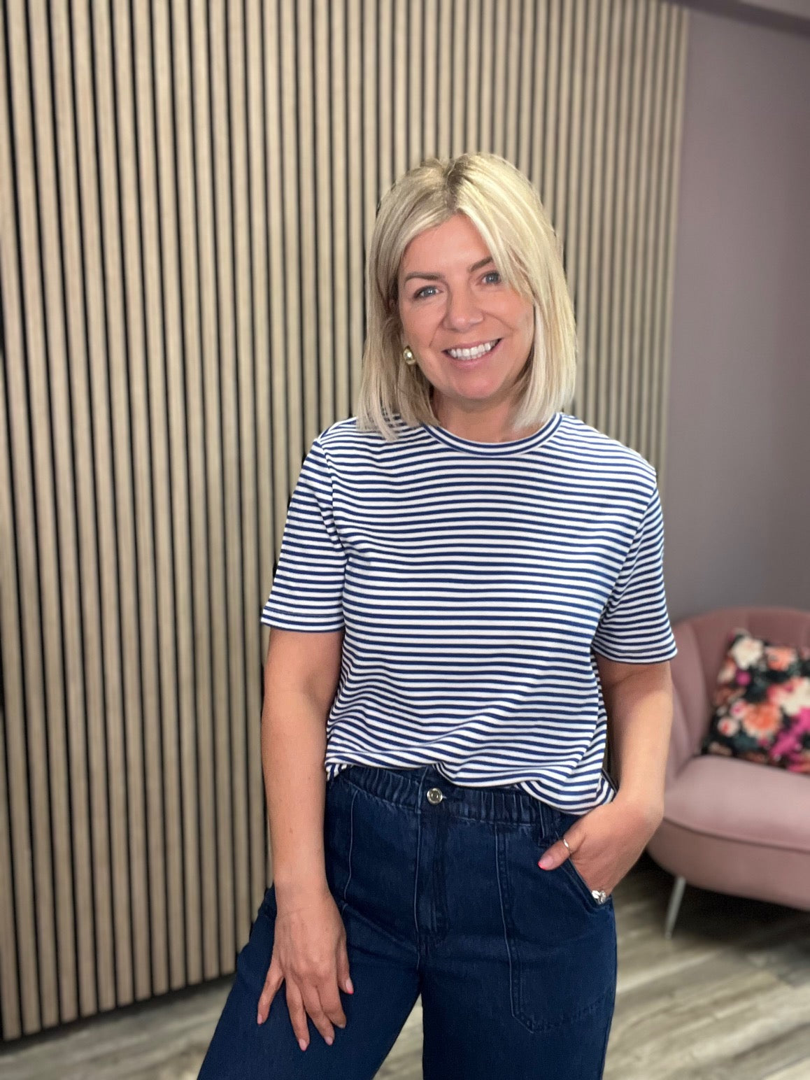 Jenna Short Sleeve T-Shirt (Eggnog/Mazarine)