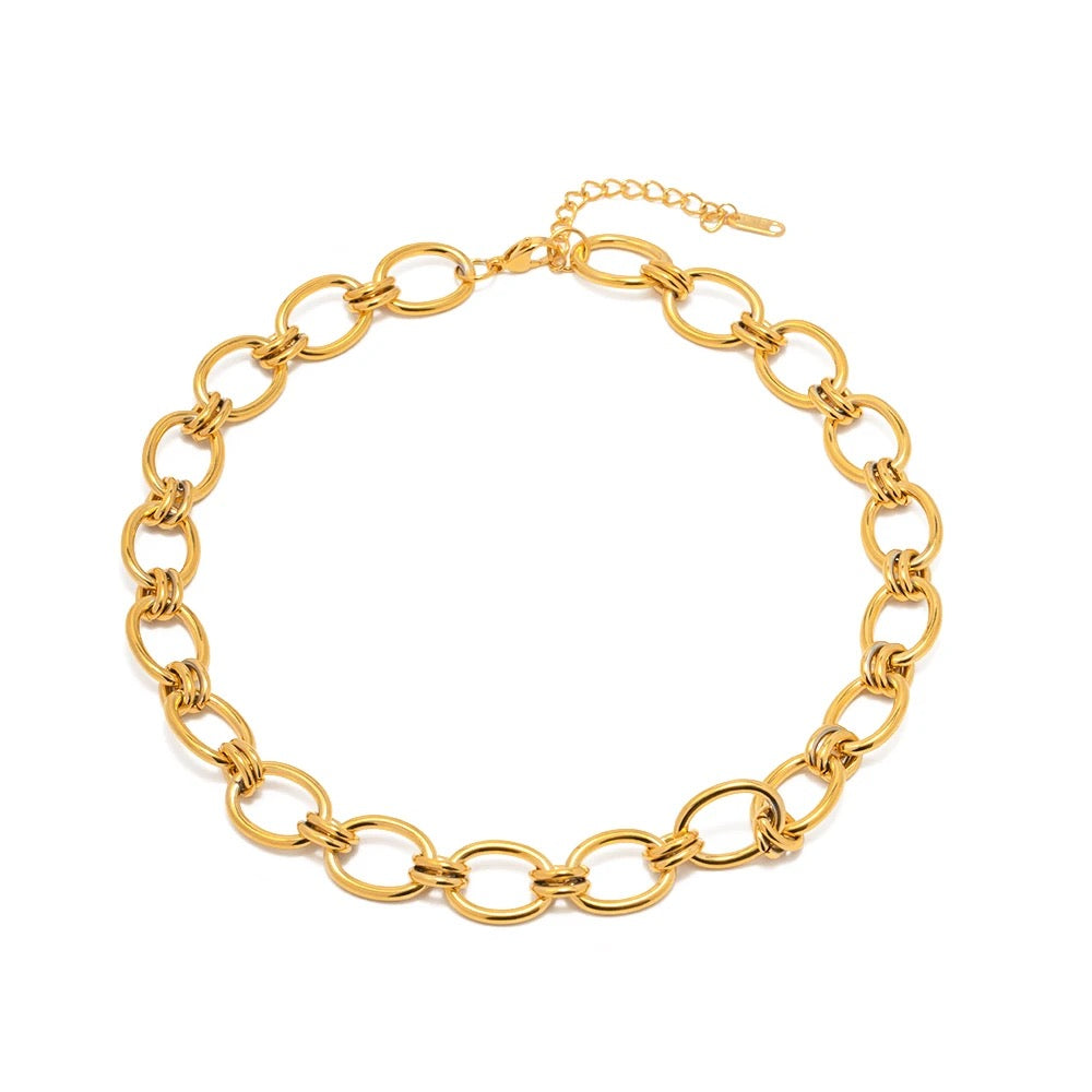 Eternal Embrace Necklace (Gold)