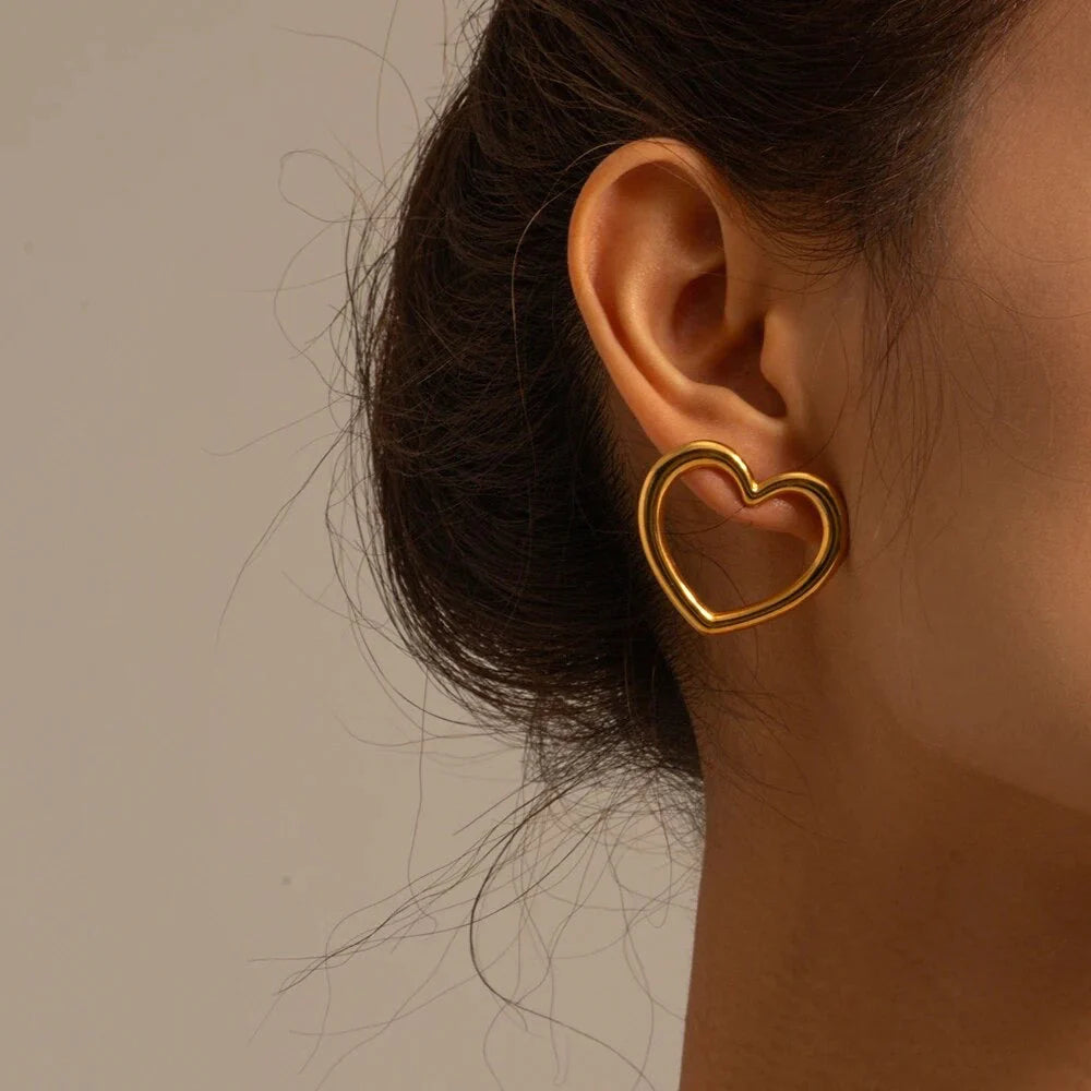 HEART ME EARRINGS (GOLD)