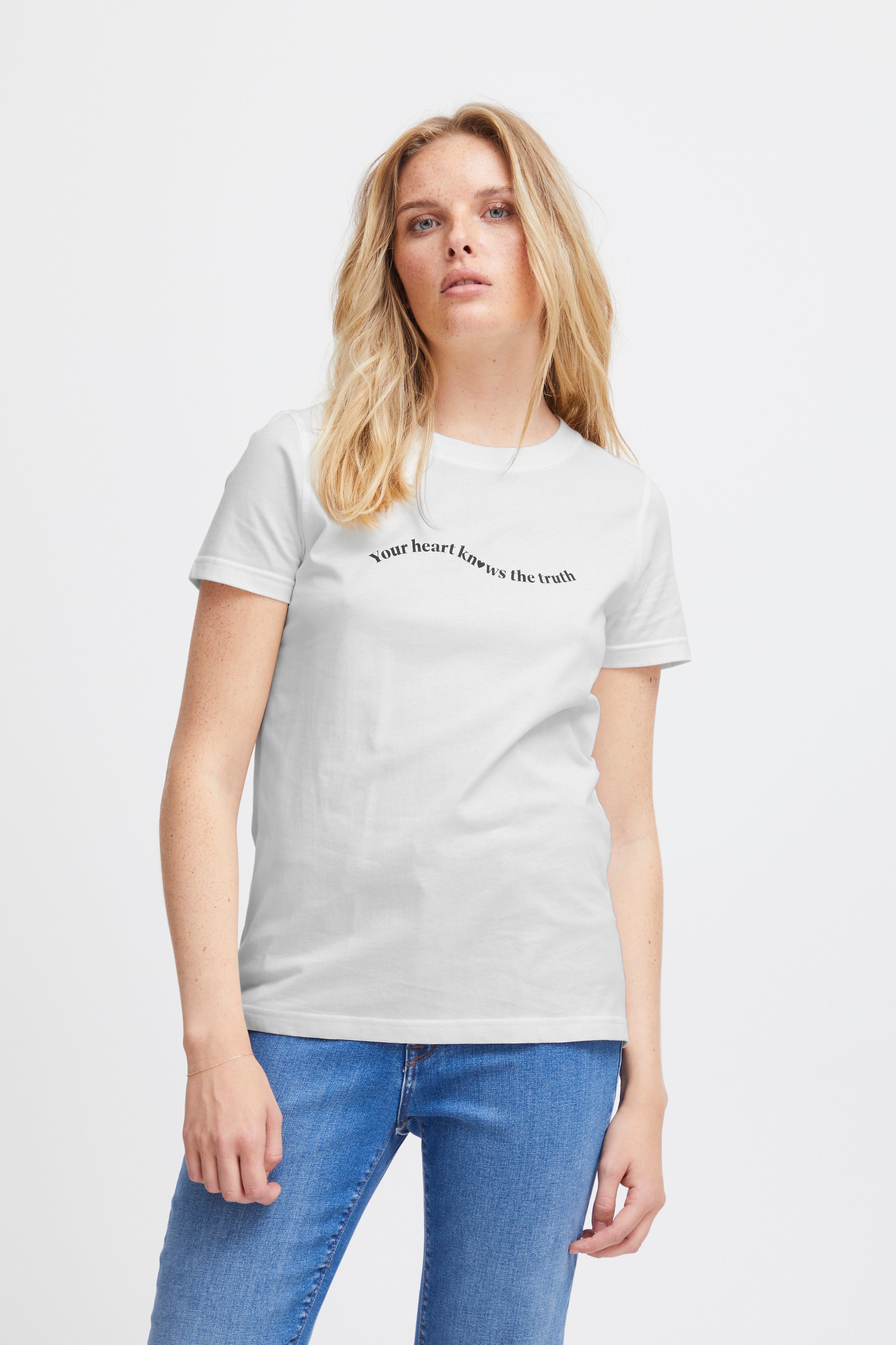 NEILA T-SHIRT (CLOUD DANCER)