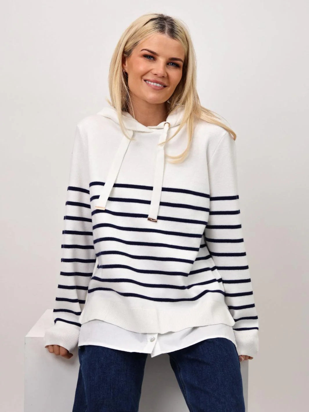 Sam Jumper (White/Navy Stripe)