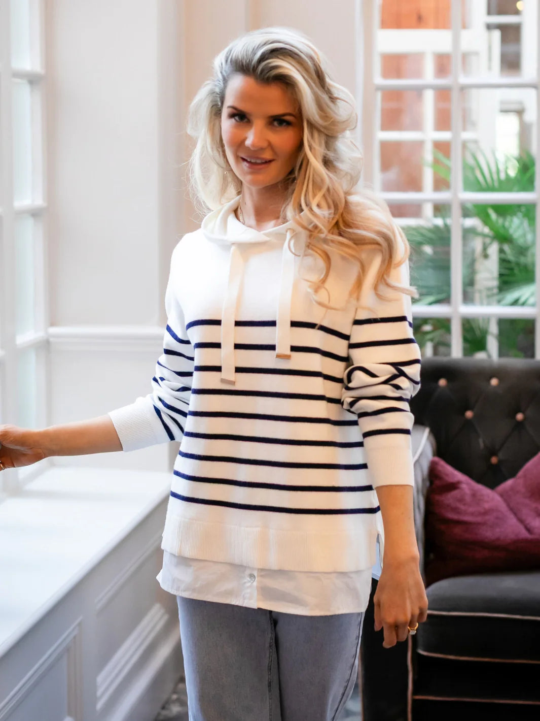 Sam Jumper (White/Navy Stripe)