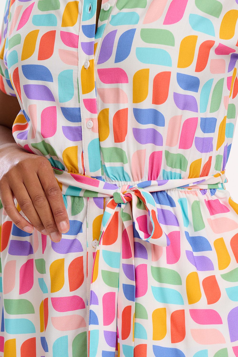 Leigh Midi Shirt Dress (Off-White, Curved Geometric)