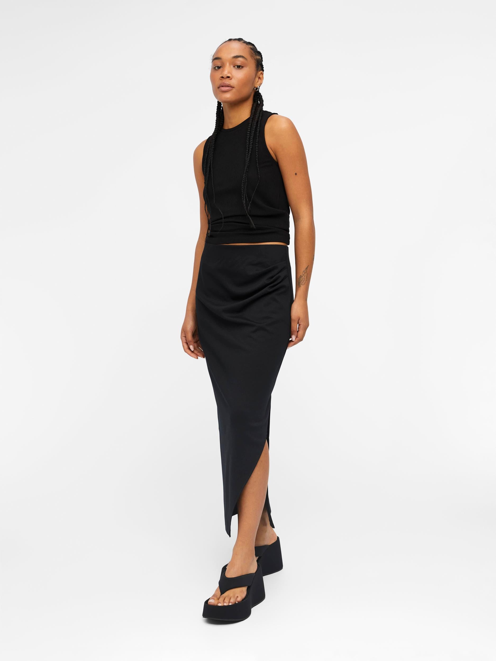 JEANNA LONG SKIRT (BLACK)