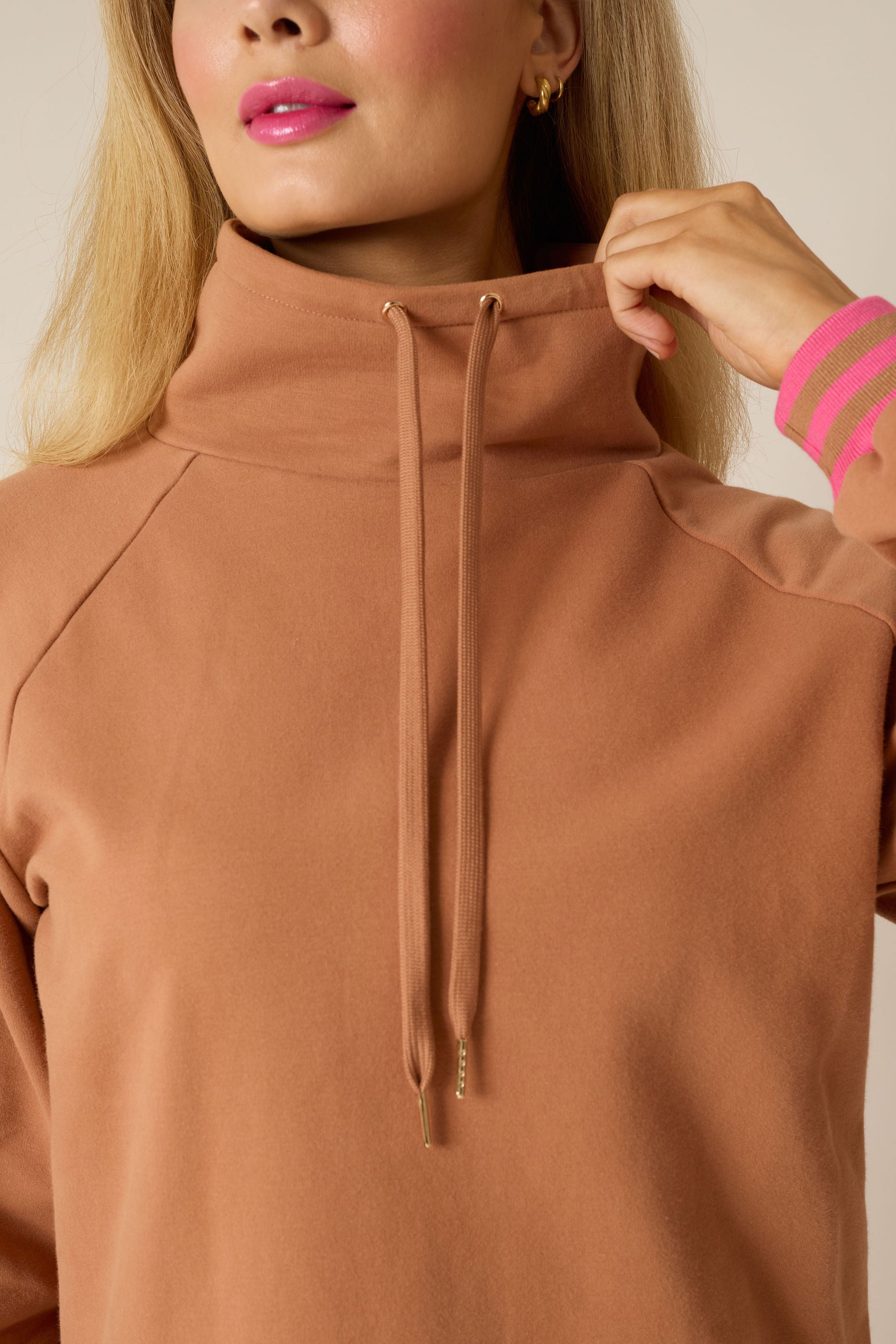 Amity Sweater (Mocha)