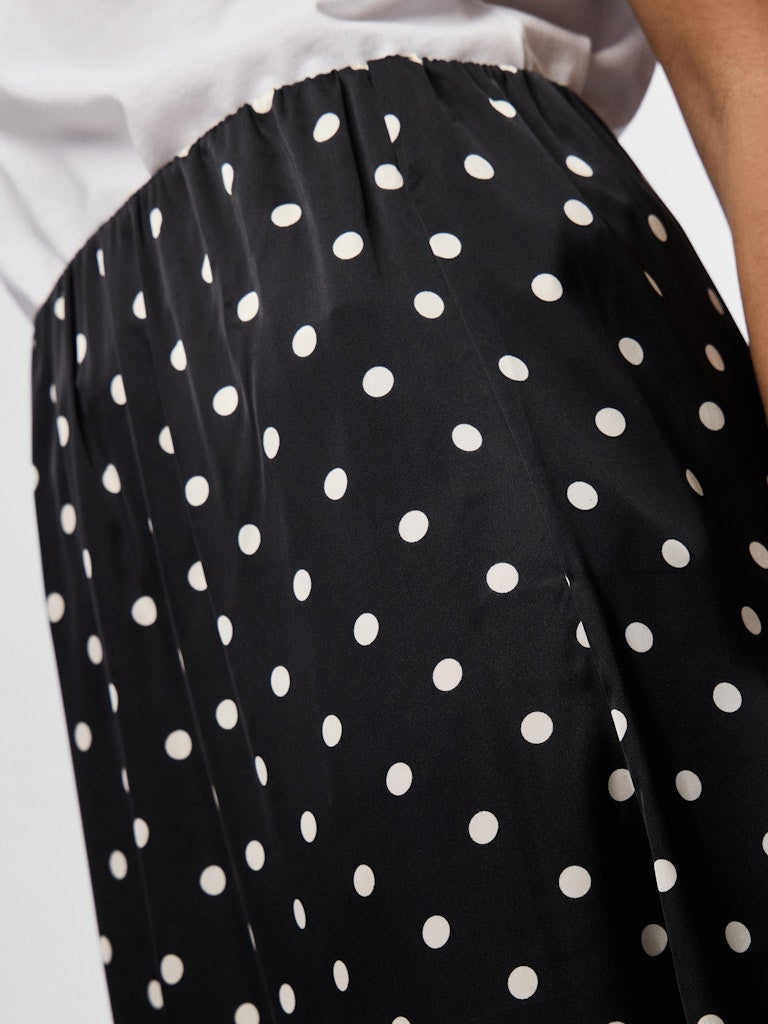 Triona Midi Skirt (Black/White)