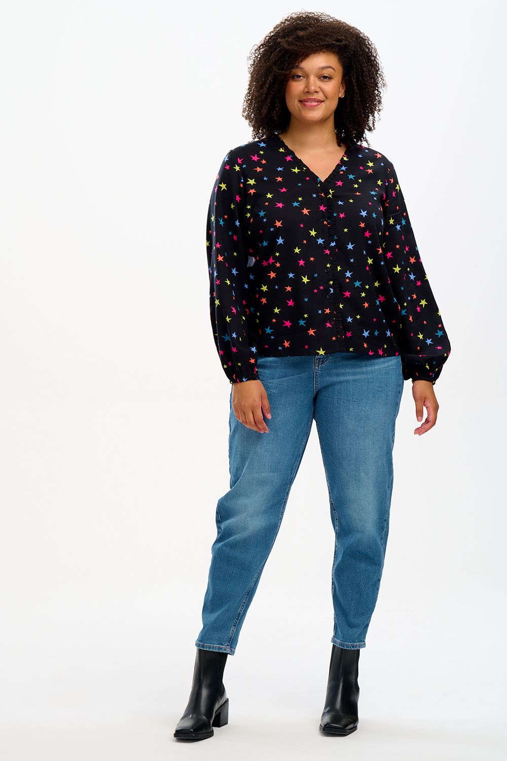 ALICIA FRILL EDGE BLOUSE (BLACK)