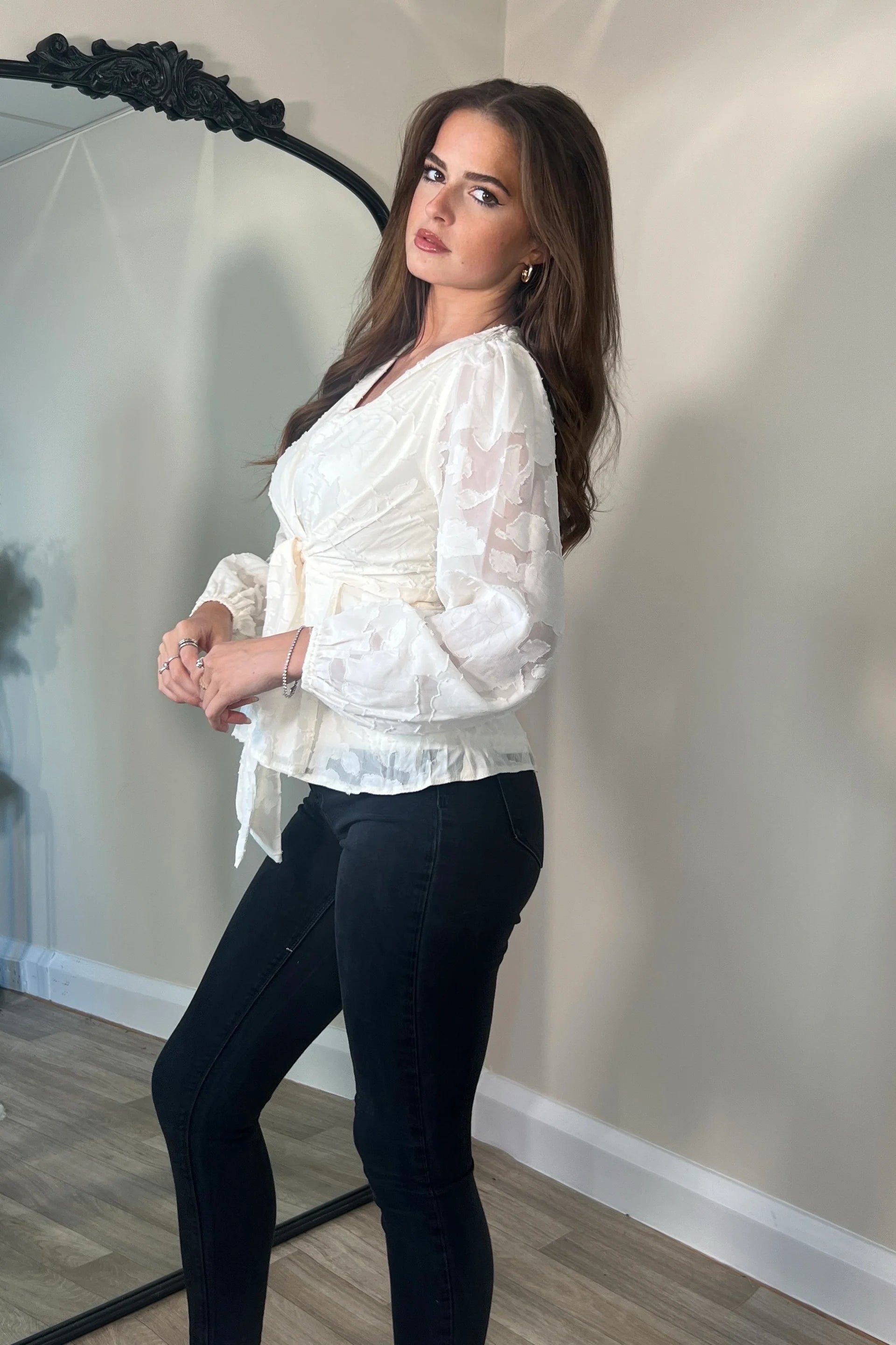 BROOKE WRAP TIE TOP (BURNOUT CREAM)