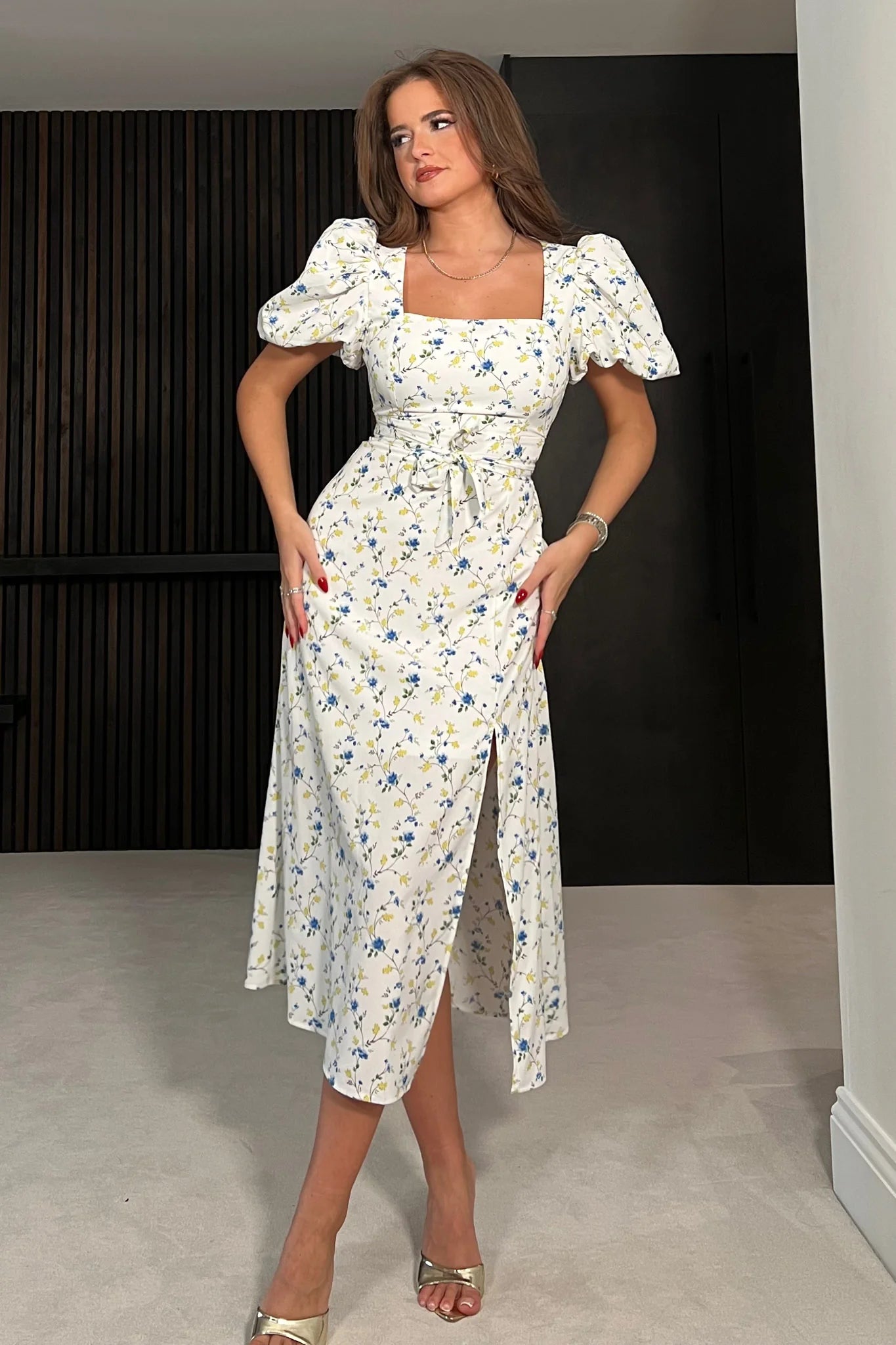 Meara Square Neck Midi Dress (Blue Floral)