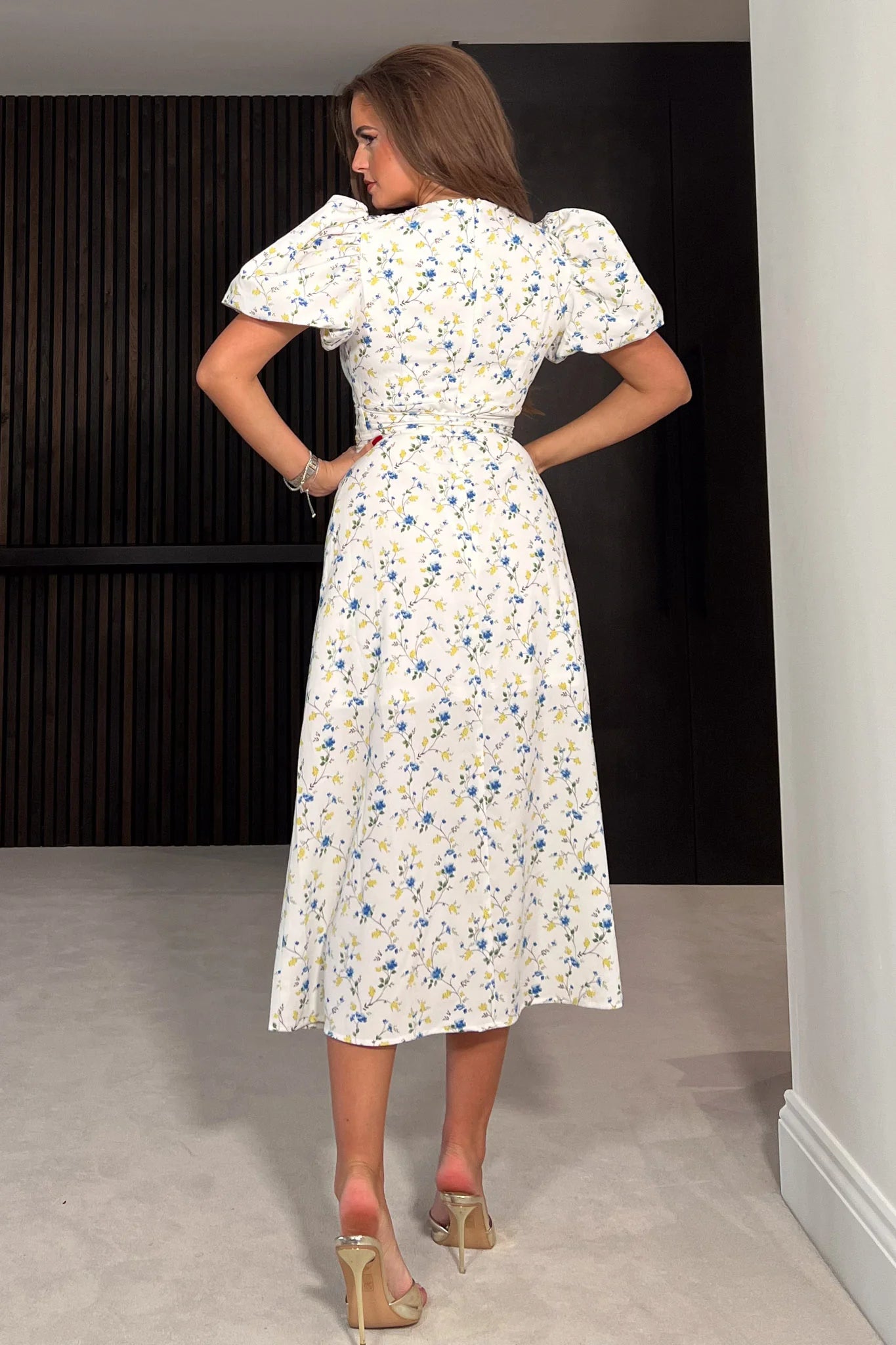 Meara Square Neck Midi Dress (Blue Floral)