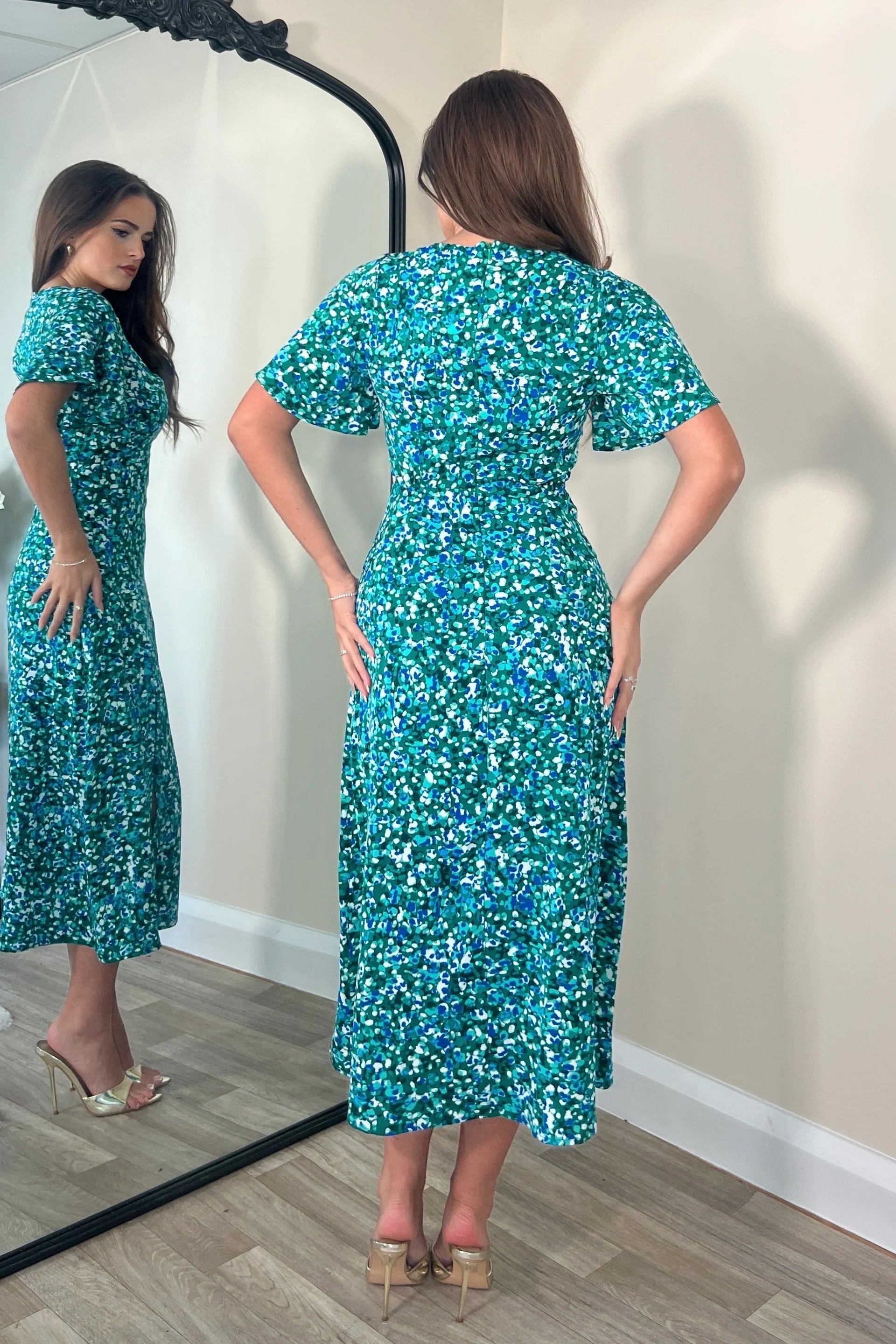 LEVI ANGEL SLEEVE SPLIT LEG MIDI DRESS (GREEN)