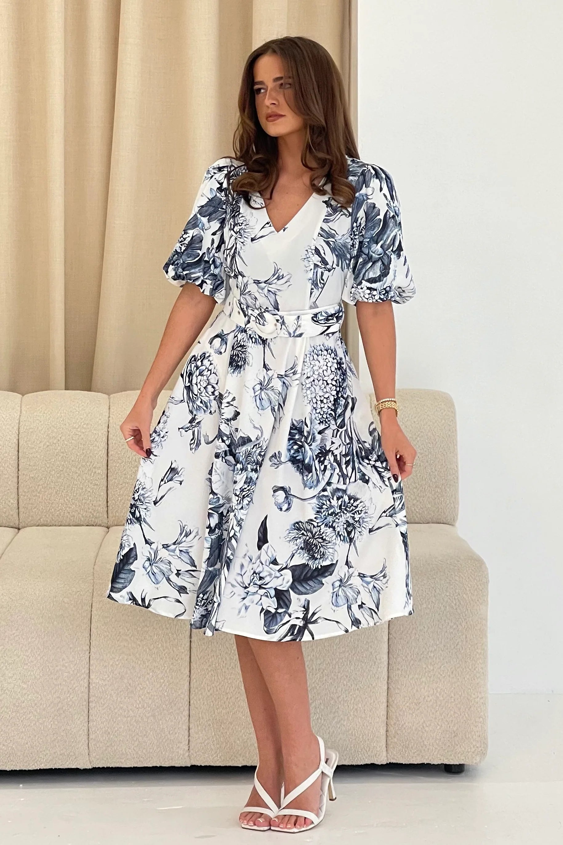 Bryn Puff Sleeve Midi Dress (Blue Floral)