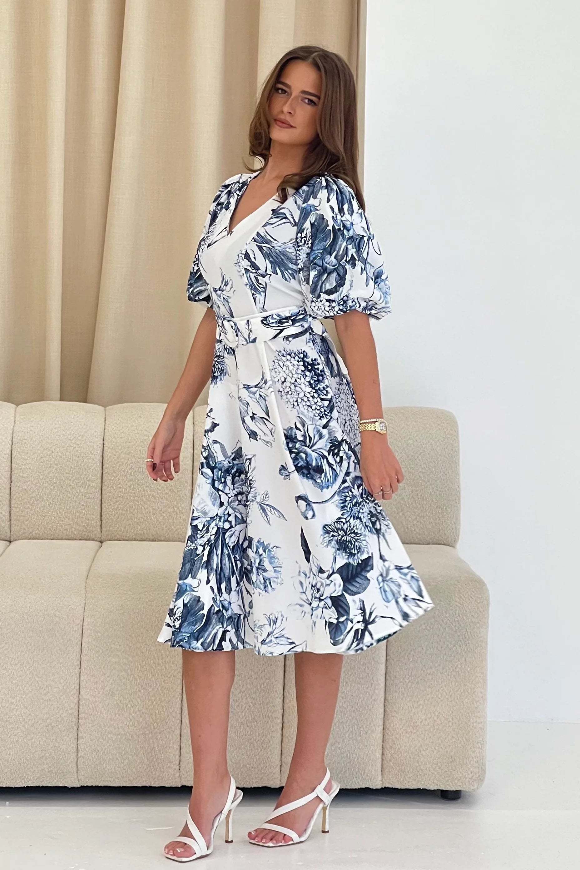 Bryn Puff Sleeve Midi Dress (Blue Floral)