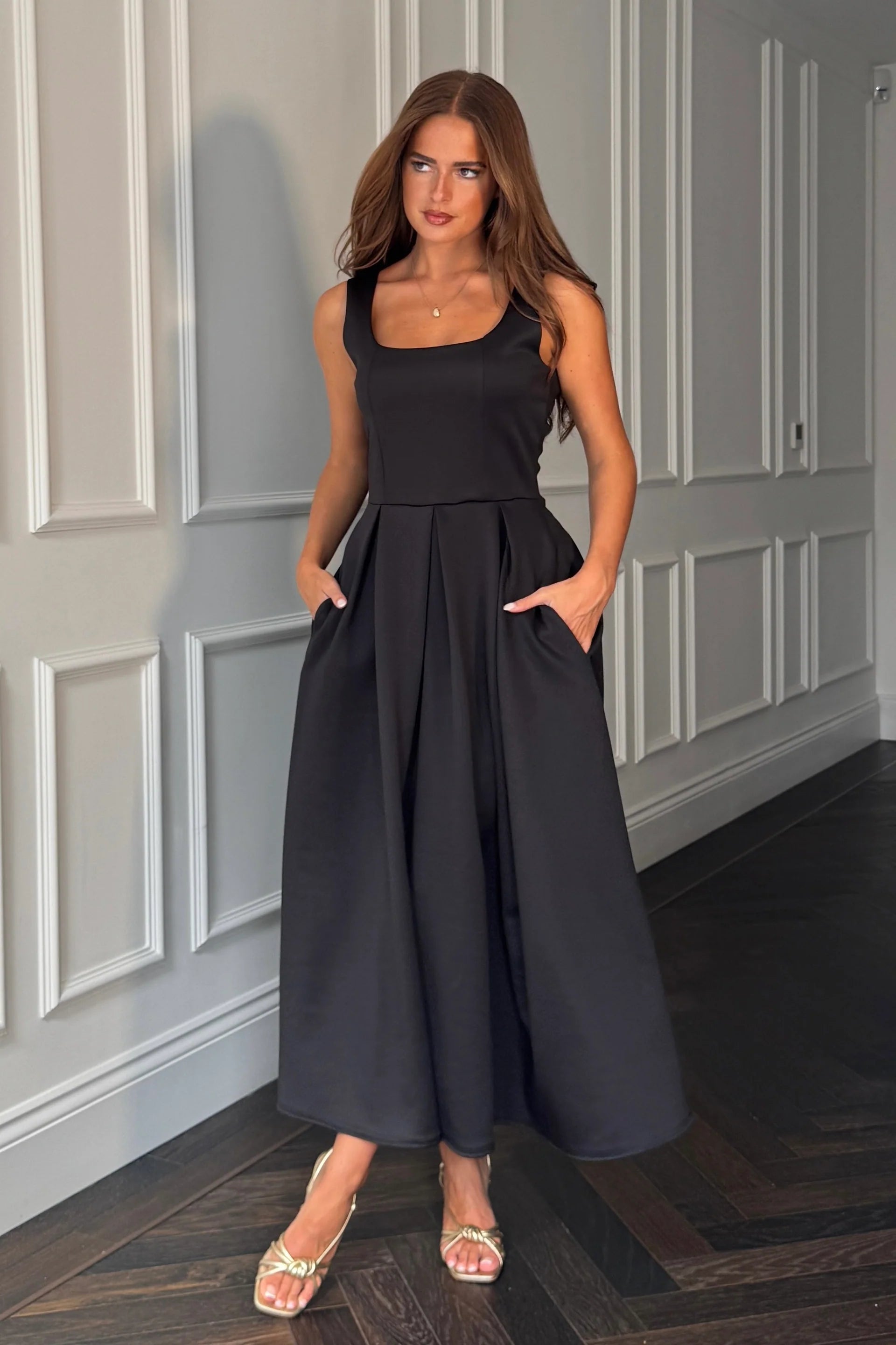 Erica Square Neck Pleated Midi Dress (Black)