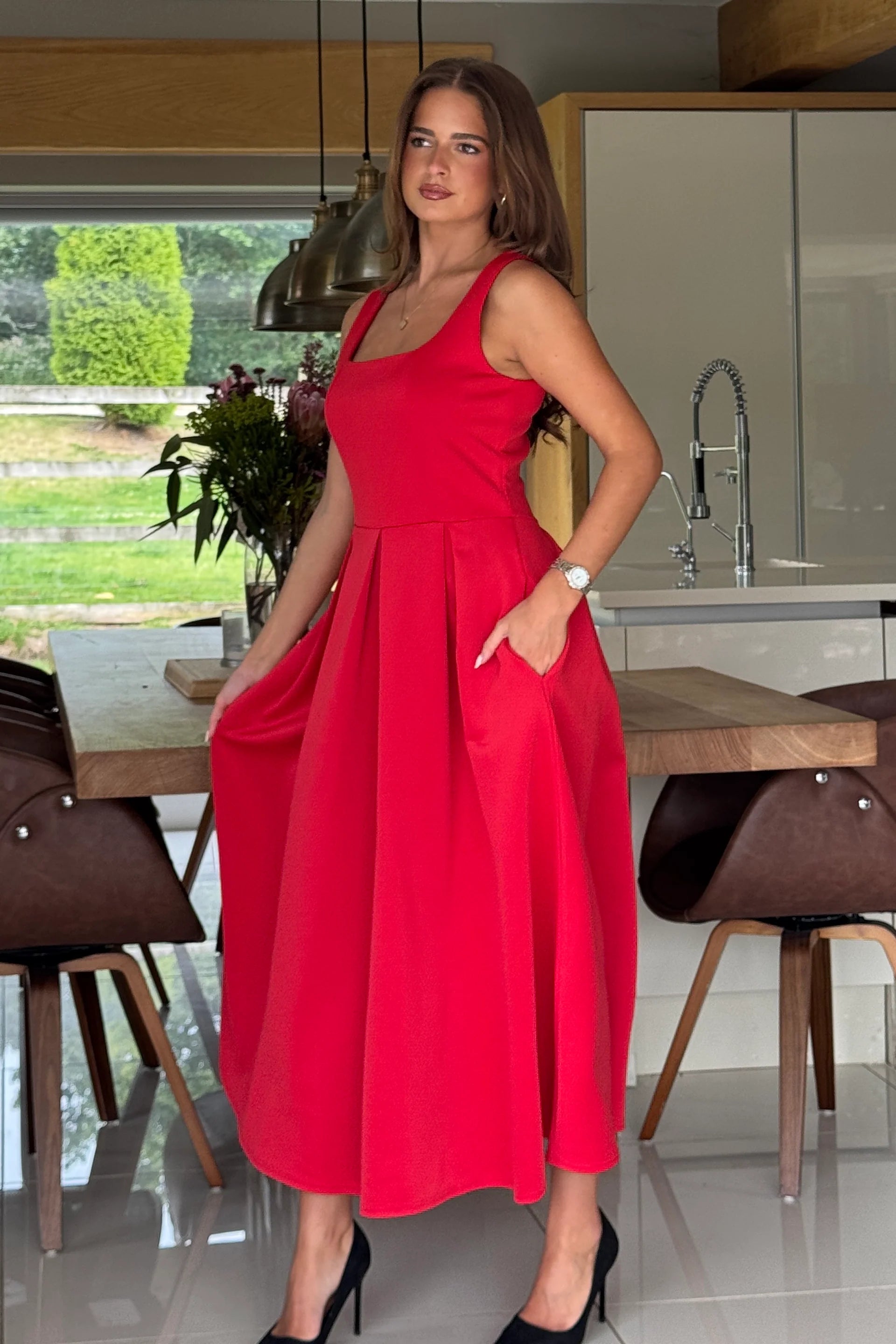 Erica Square Neck Pleated Midi Dress (Red)