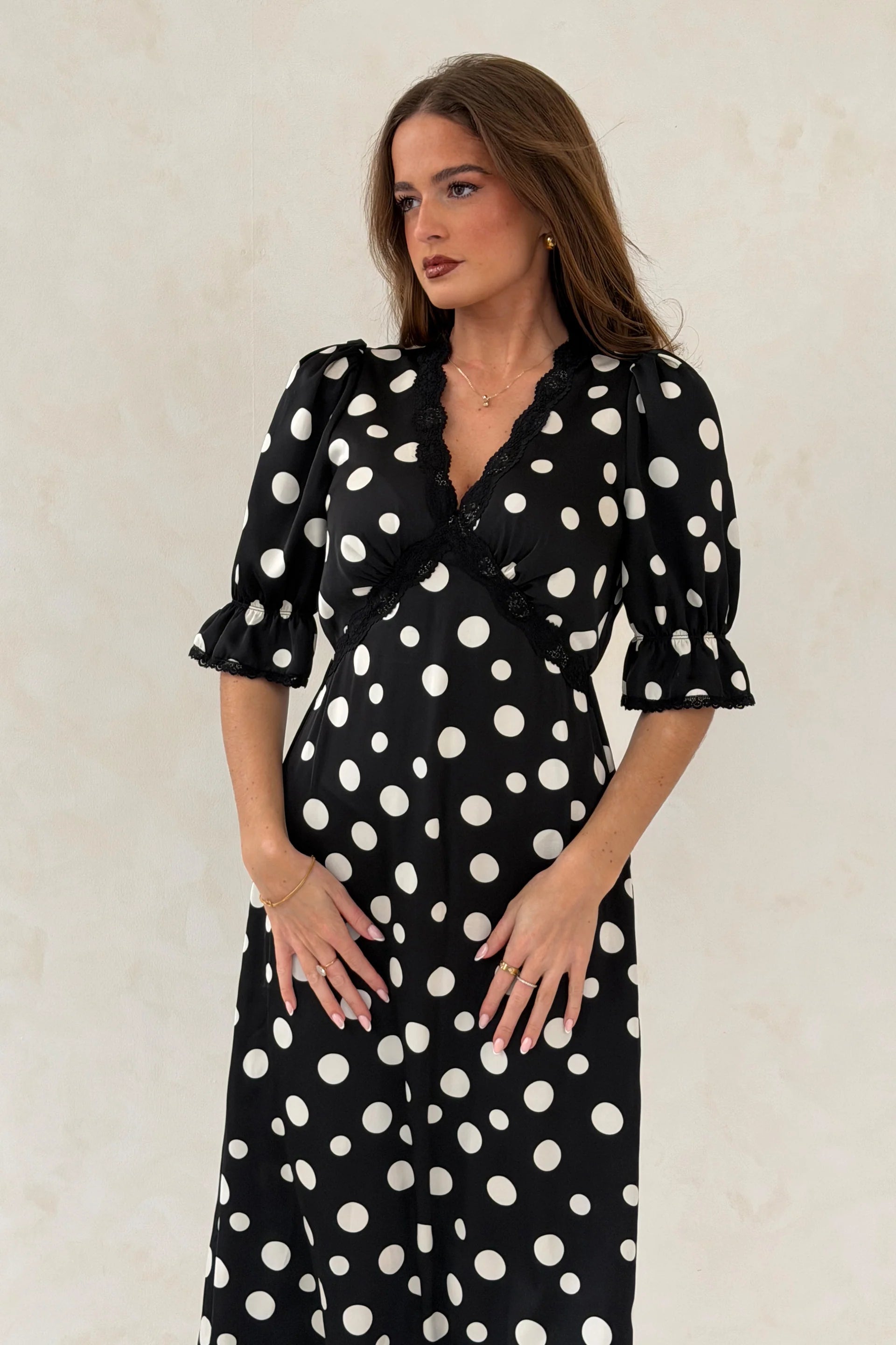 Sharon V-Neck Puff Sleeve Midi Dress (Black Polka)