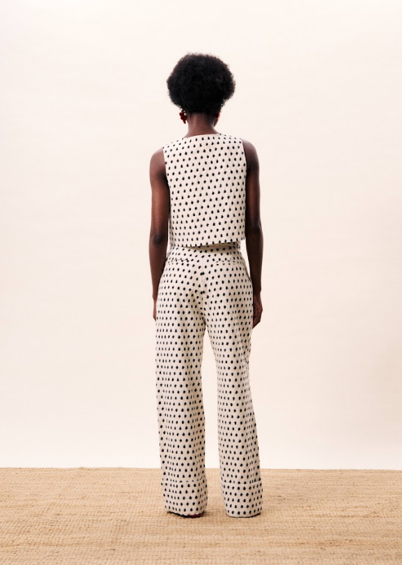 Nautilus Waistcoat Top (Cream)