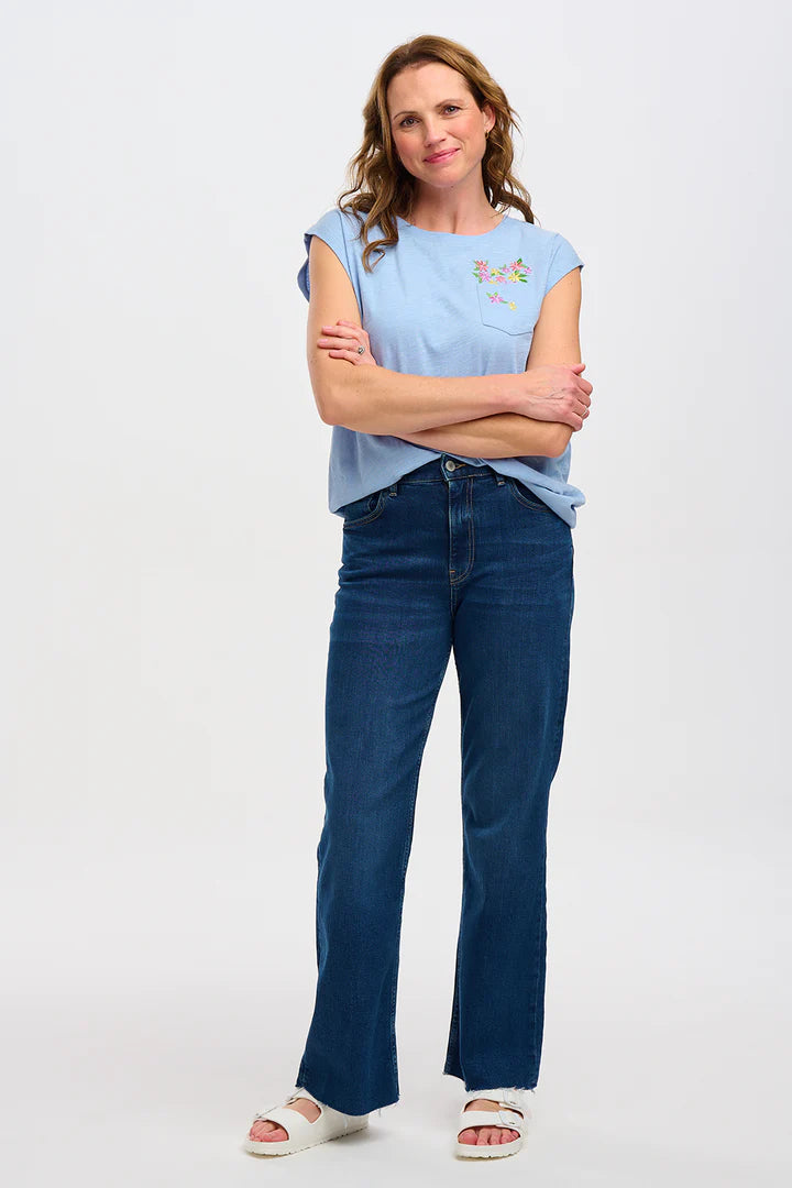 Chrissy Relaxed Tank T-Shirt (Blue Floral Pocket)