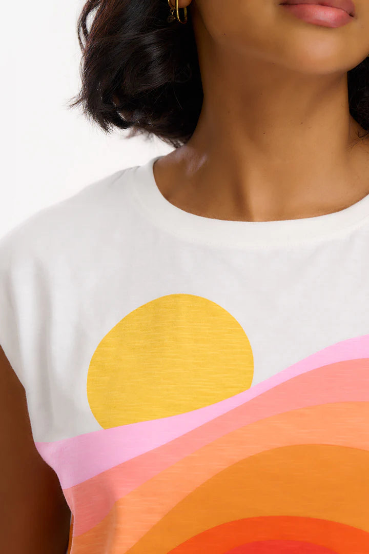 Chrissy Relaxed Tank T-Shirt (Off-White/Sunset Waves)