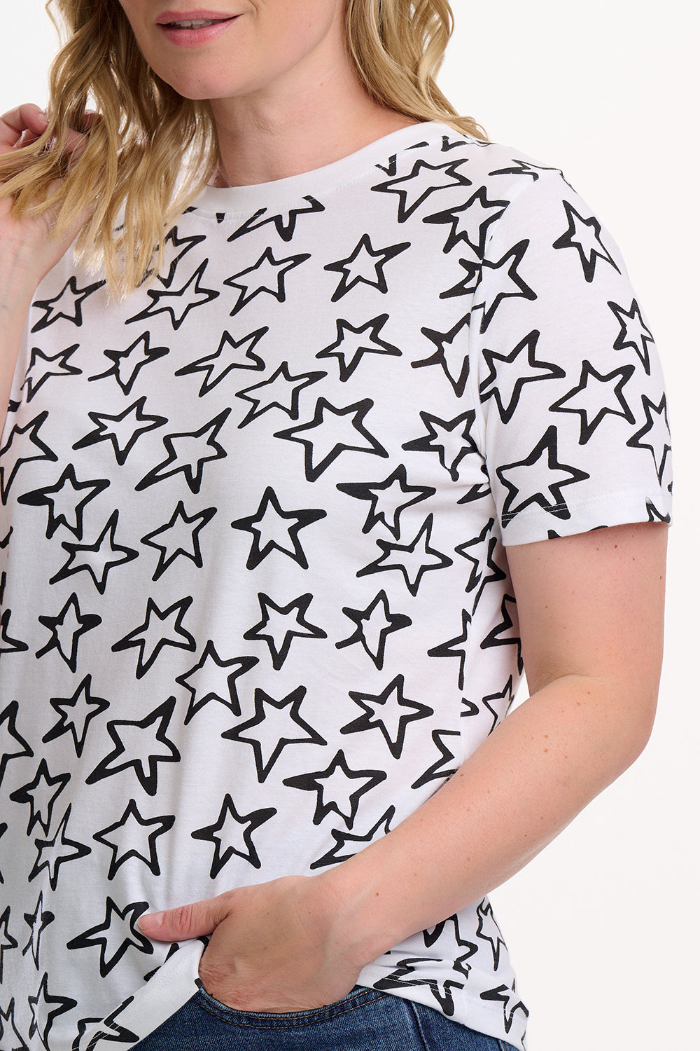 Maggie T-Shirt (White/Black Stars)