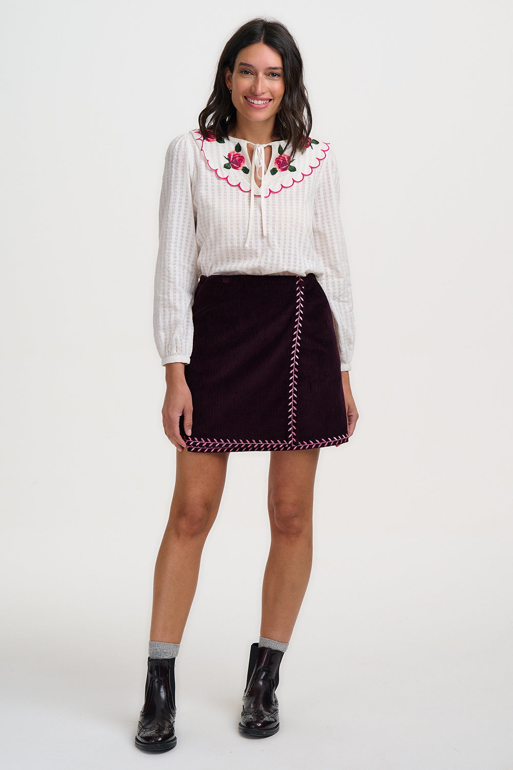 Nessie Blouse (Off White/Roses)