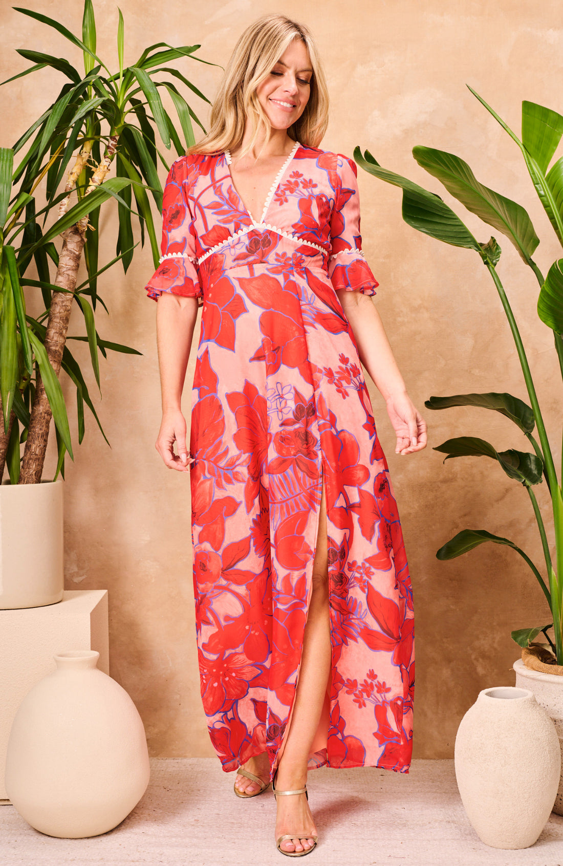 The Amaya Frill Sleeve Open Back Maxi Dress (Red)