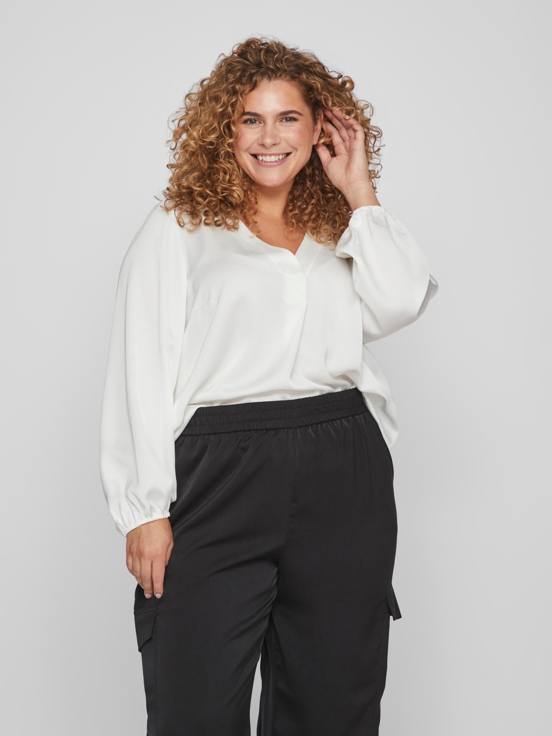 ESSIE V-NECK TOP (SNOW WHITE)