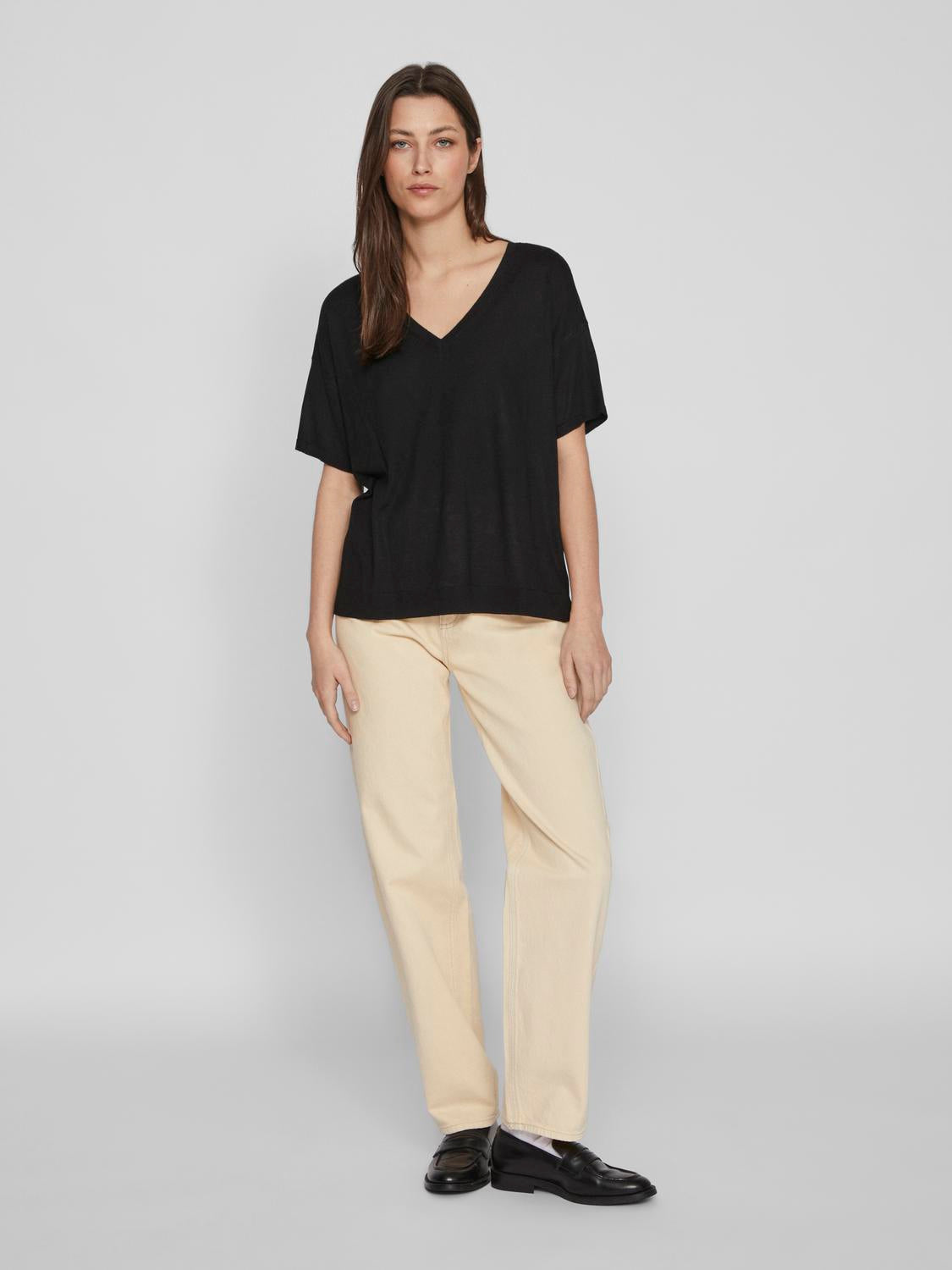 Beryl V-Neck Knit Top (Black)