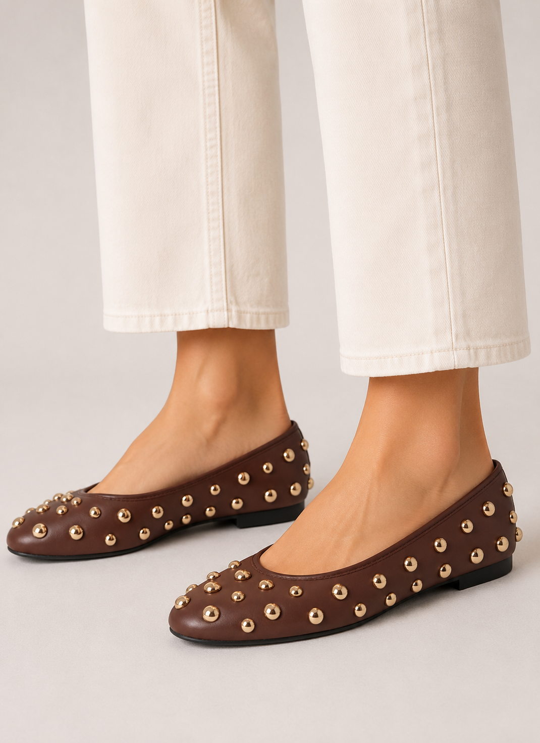 Karoline Stud Pumps (Brown/Gold)
