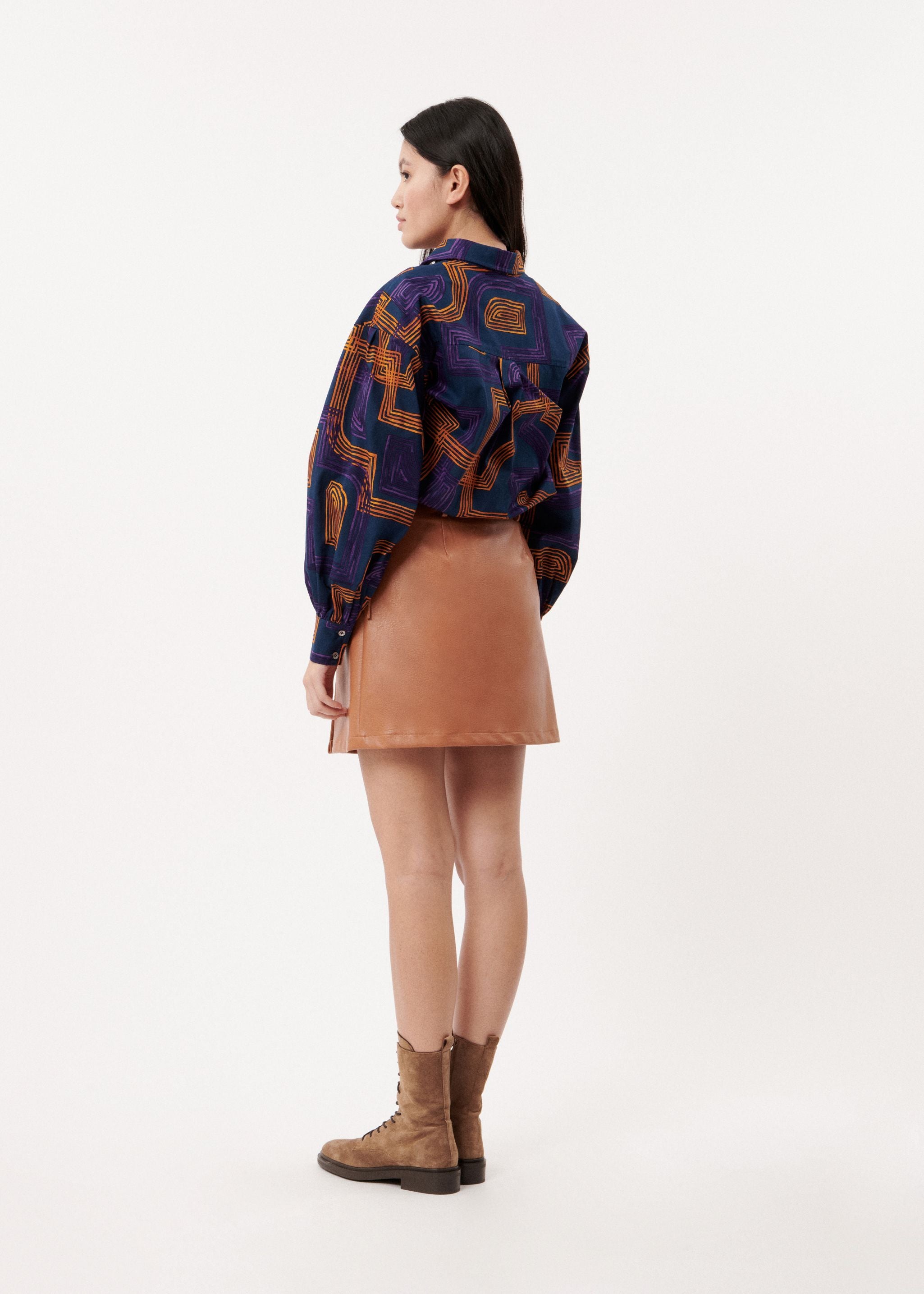 ROMANE FAUX LEATHER SKIRT (CAMEL)