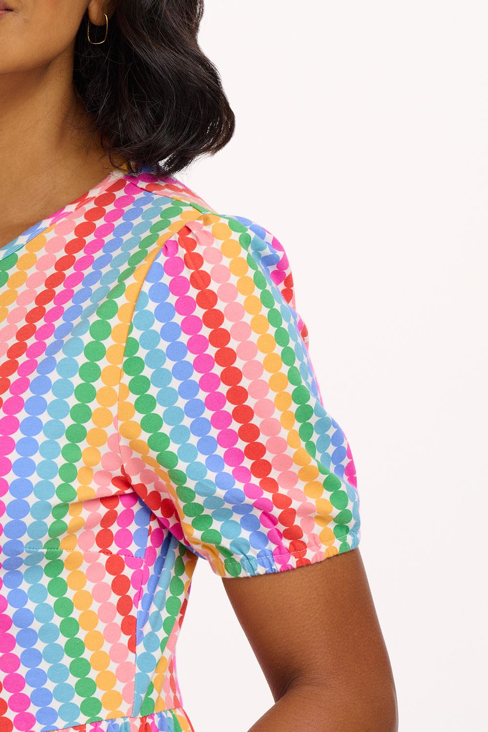 Minerva Jersey Tiered Midi Dress (Multi/Rainbow Circles)