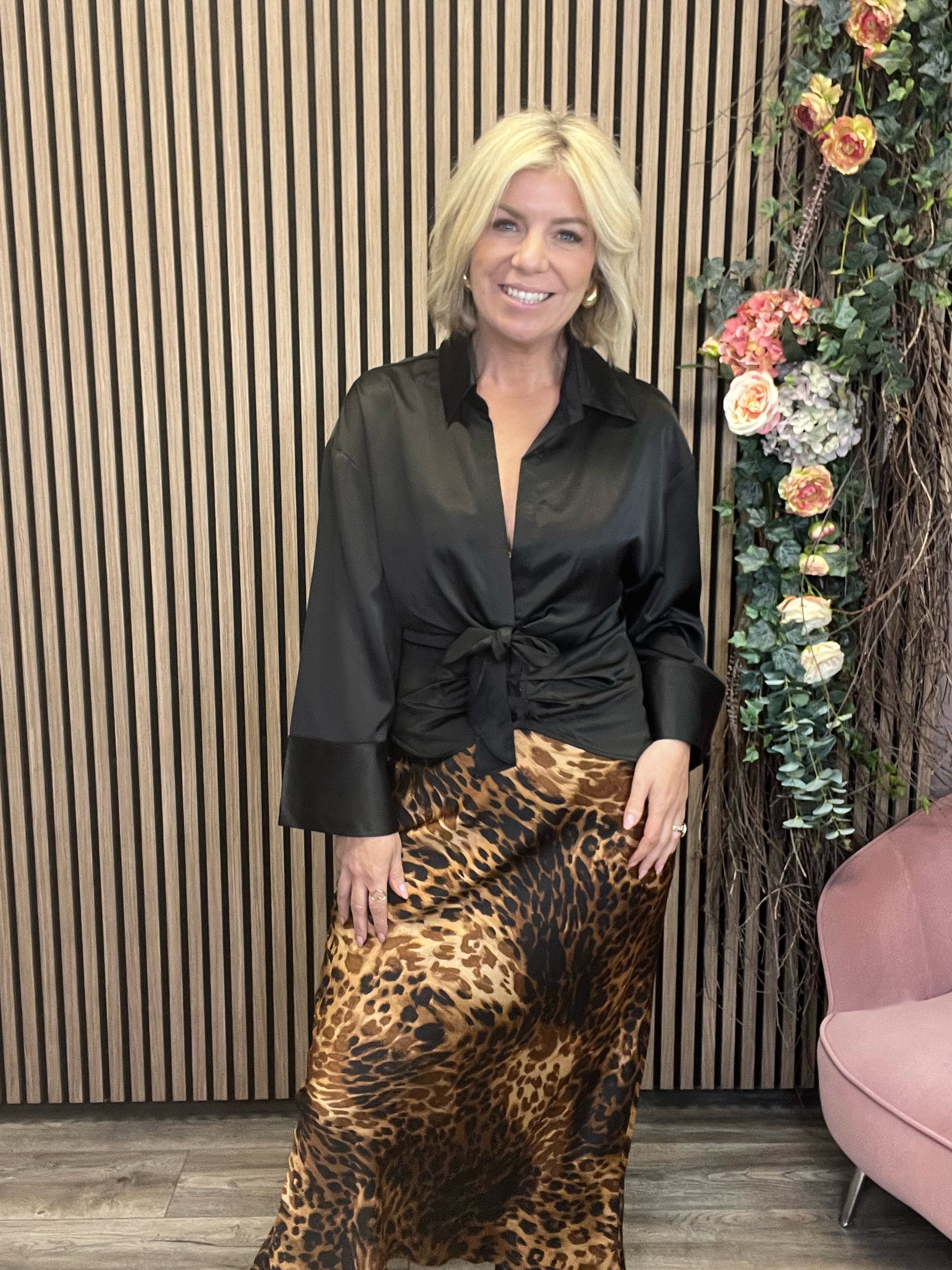 The Lorraine Tie Top (Black)