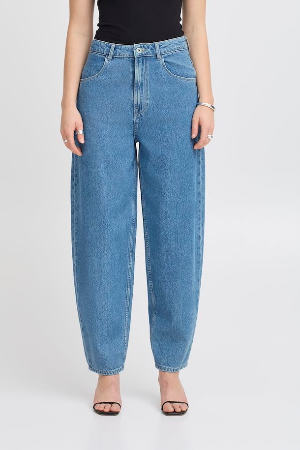 Bailey Barrel leg Jeans (Medium Blue Washed)