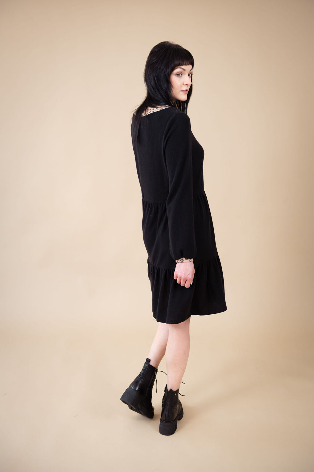 Sadhbh Smock Dress (Black)