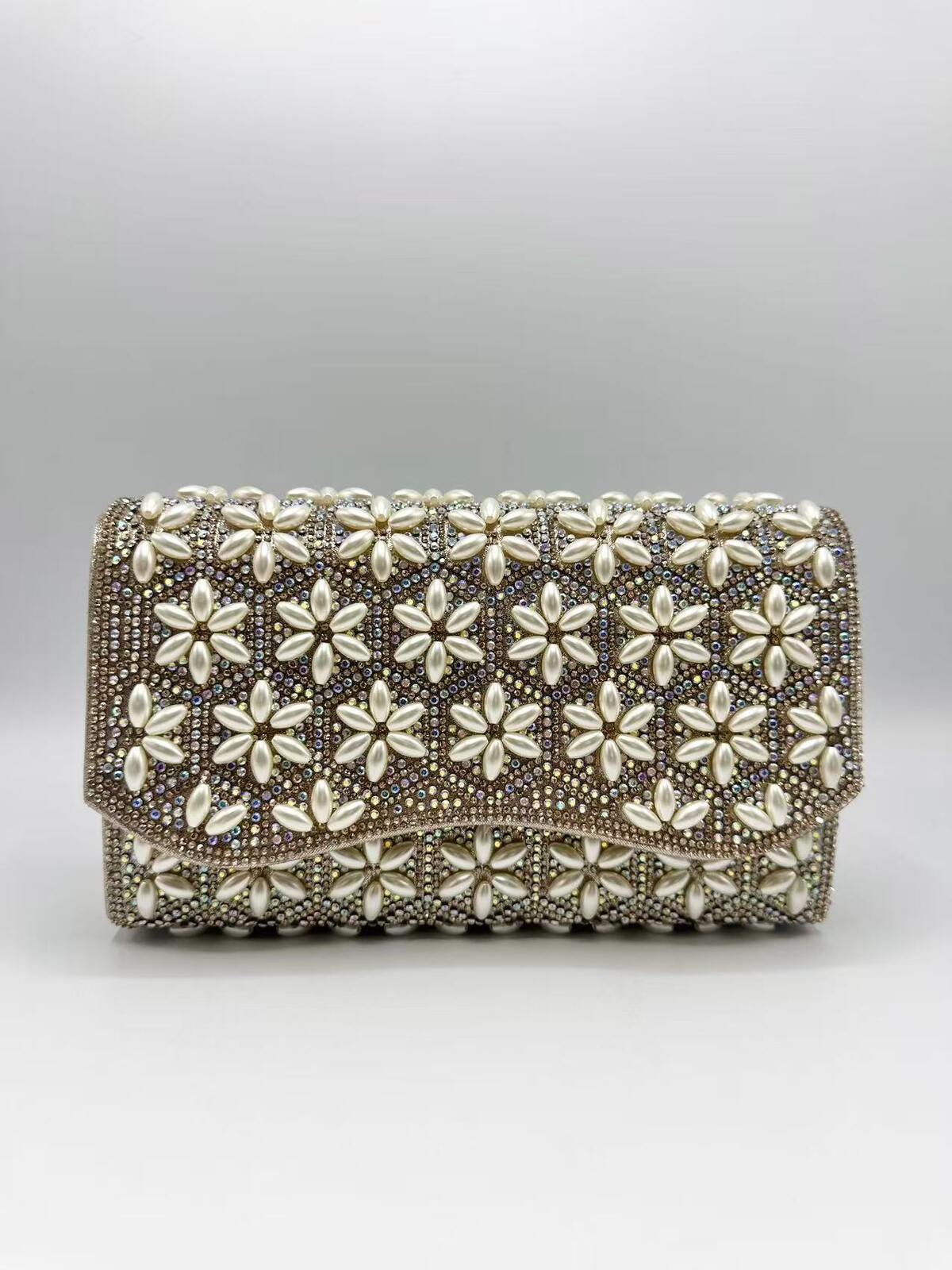 Pearl Clutch (Gold)