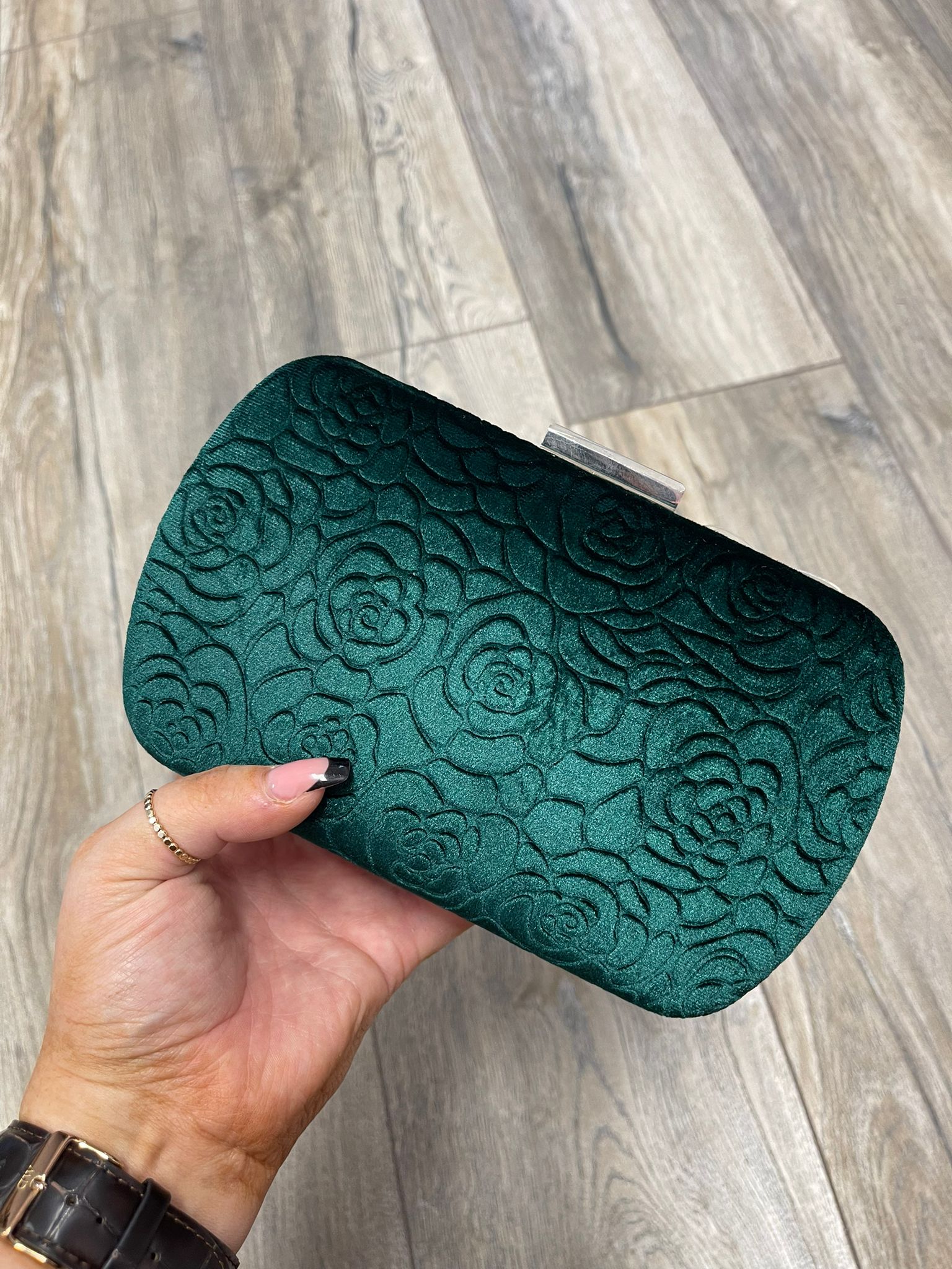 Ivy Embossed Velvet Clutch (4 colours)