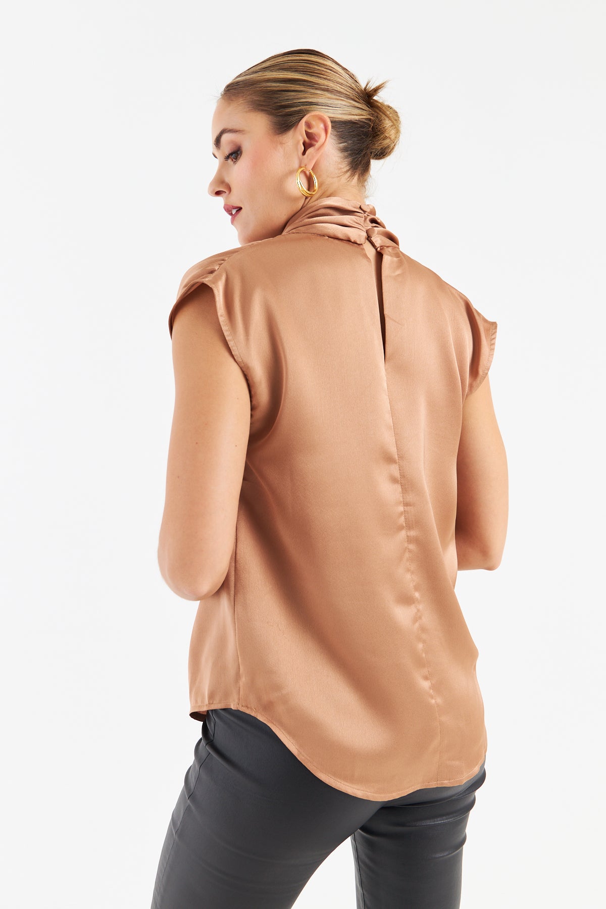 Lauren Sleeveless Blouse (Beige)