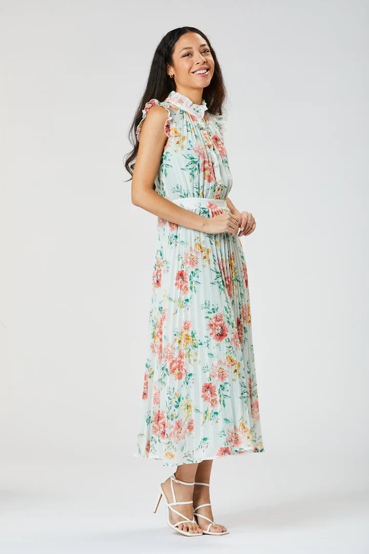 Lilium Long Pleated Dress (White)