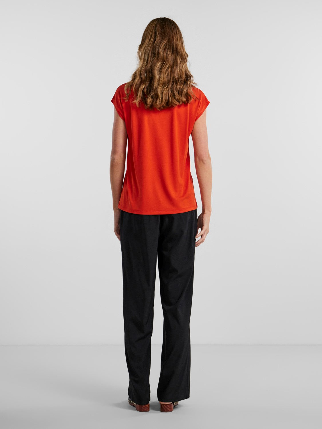 Kamala T-Shirt (Tangerine Tango)