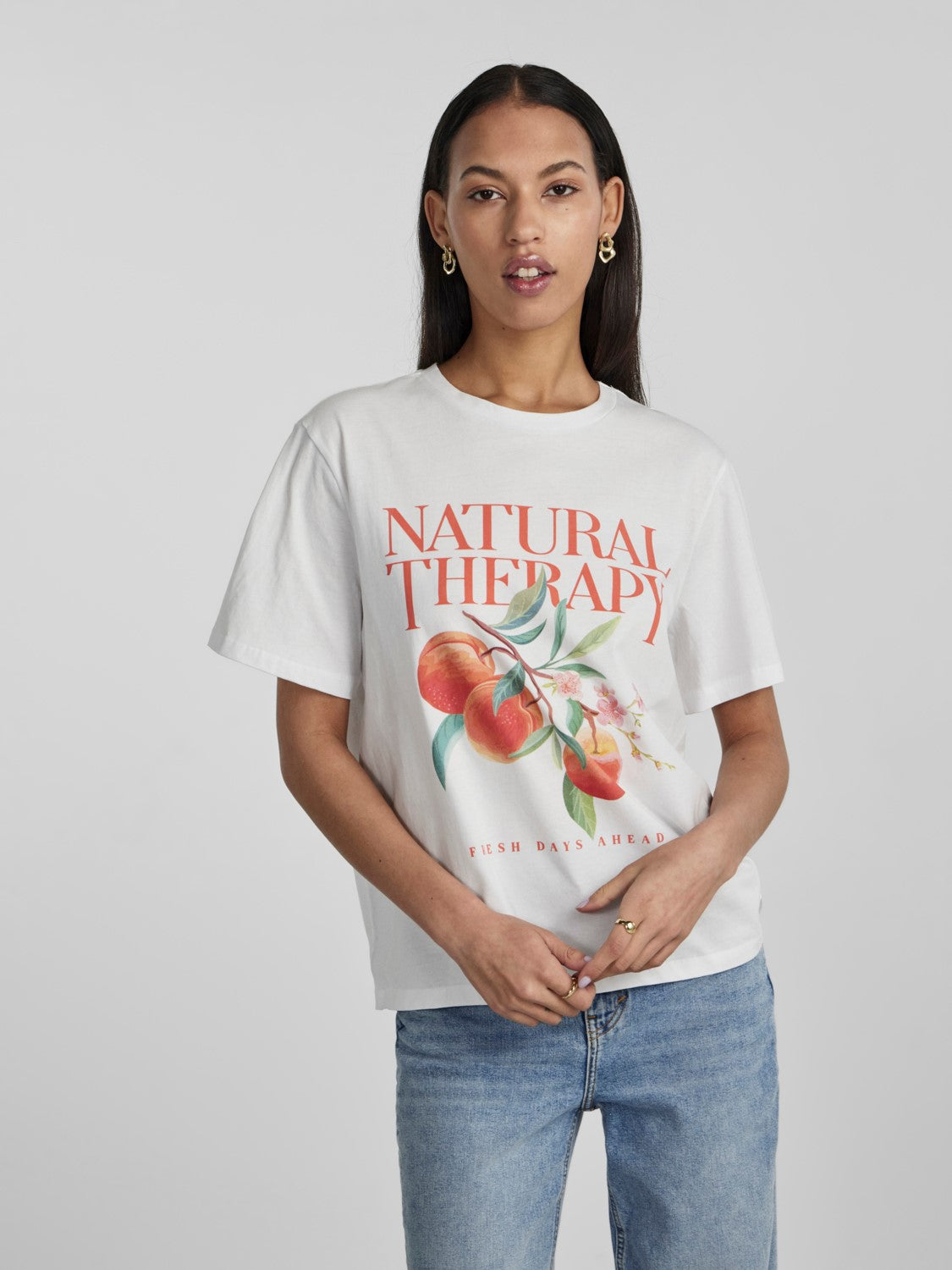 BANDA PRINT T-SHIRT (BRIGHT WHITE/ NATURAL THERAPY)