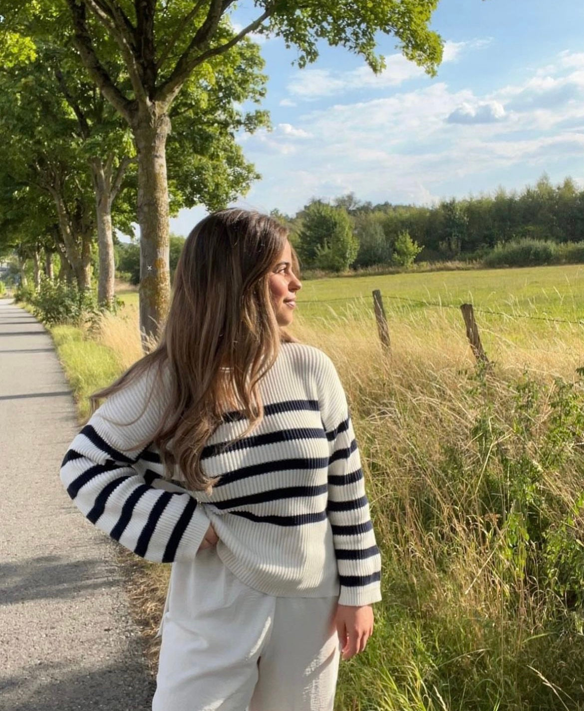 Viching Knit Top (Navy)