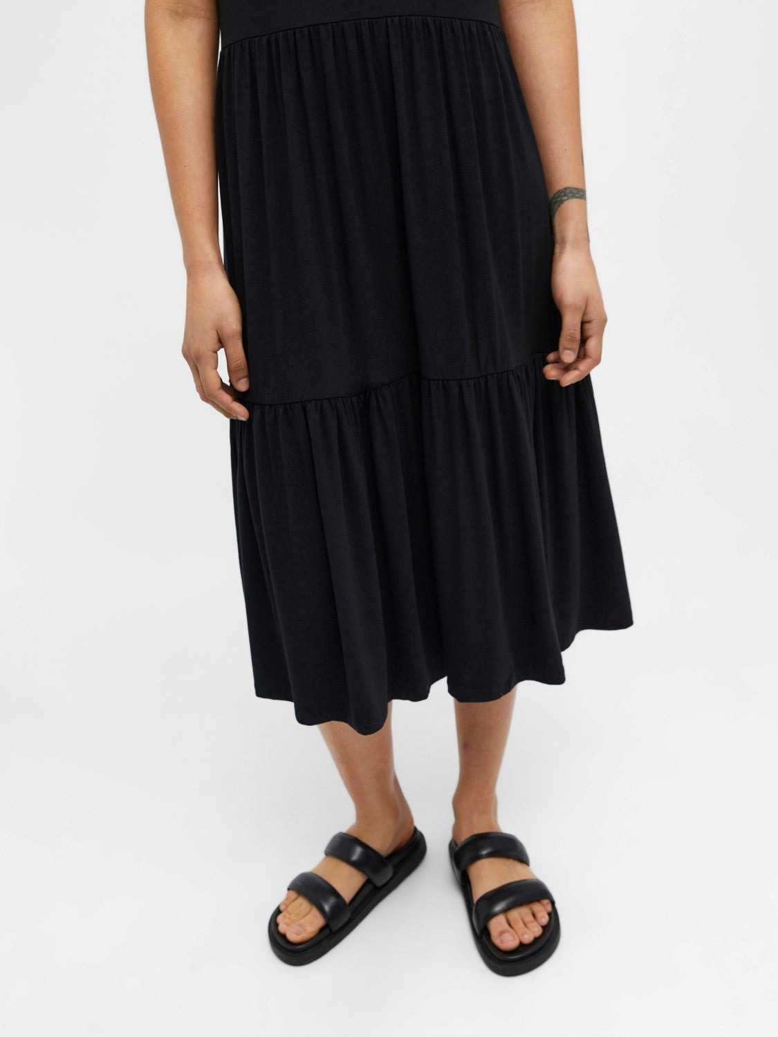 STEPHANIE SHORT SLEEVE DRESS (BLACK)