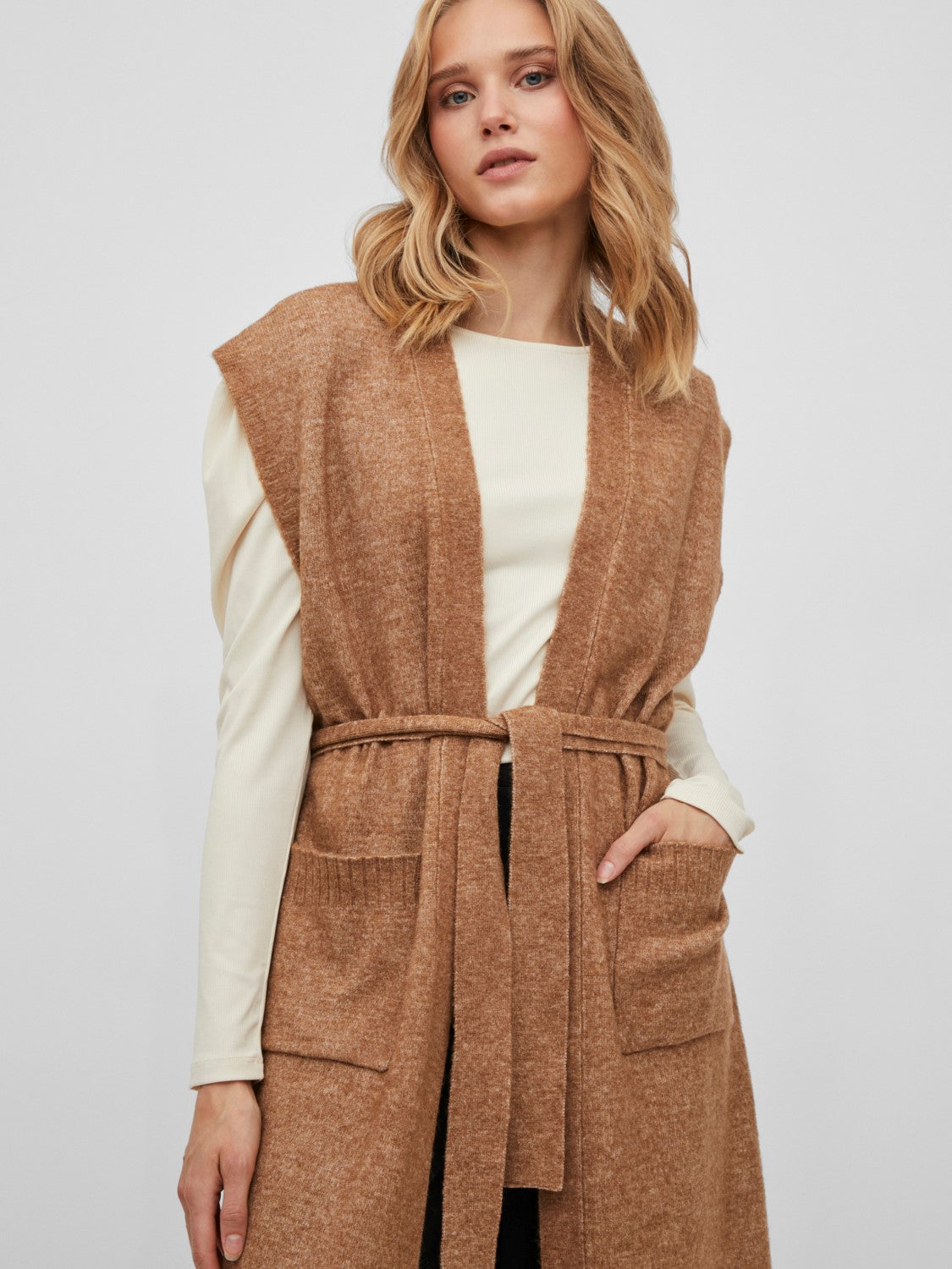 Vicalia Belted Long Knit Vest (Toasted Coconut)