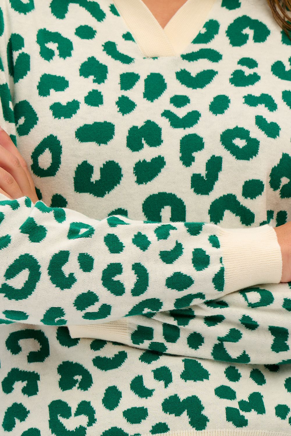 VALENTINA COLLARED JUMPER (GREEN LEOPARD)
