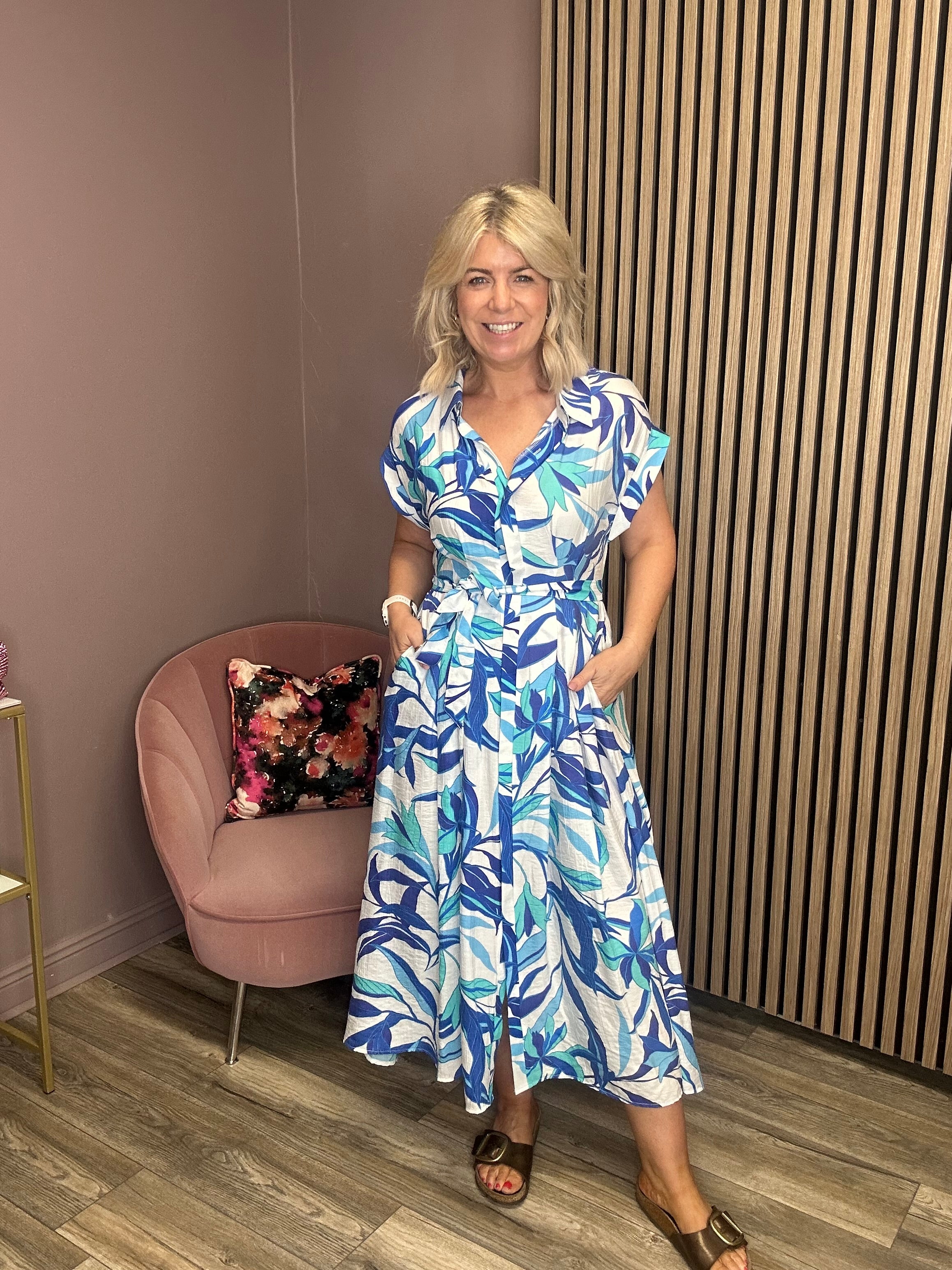 Fae Short Sleeve Dress (Blue)