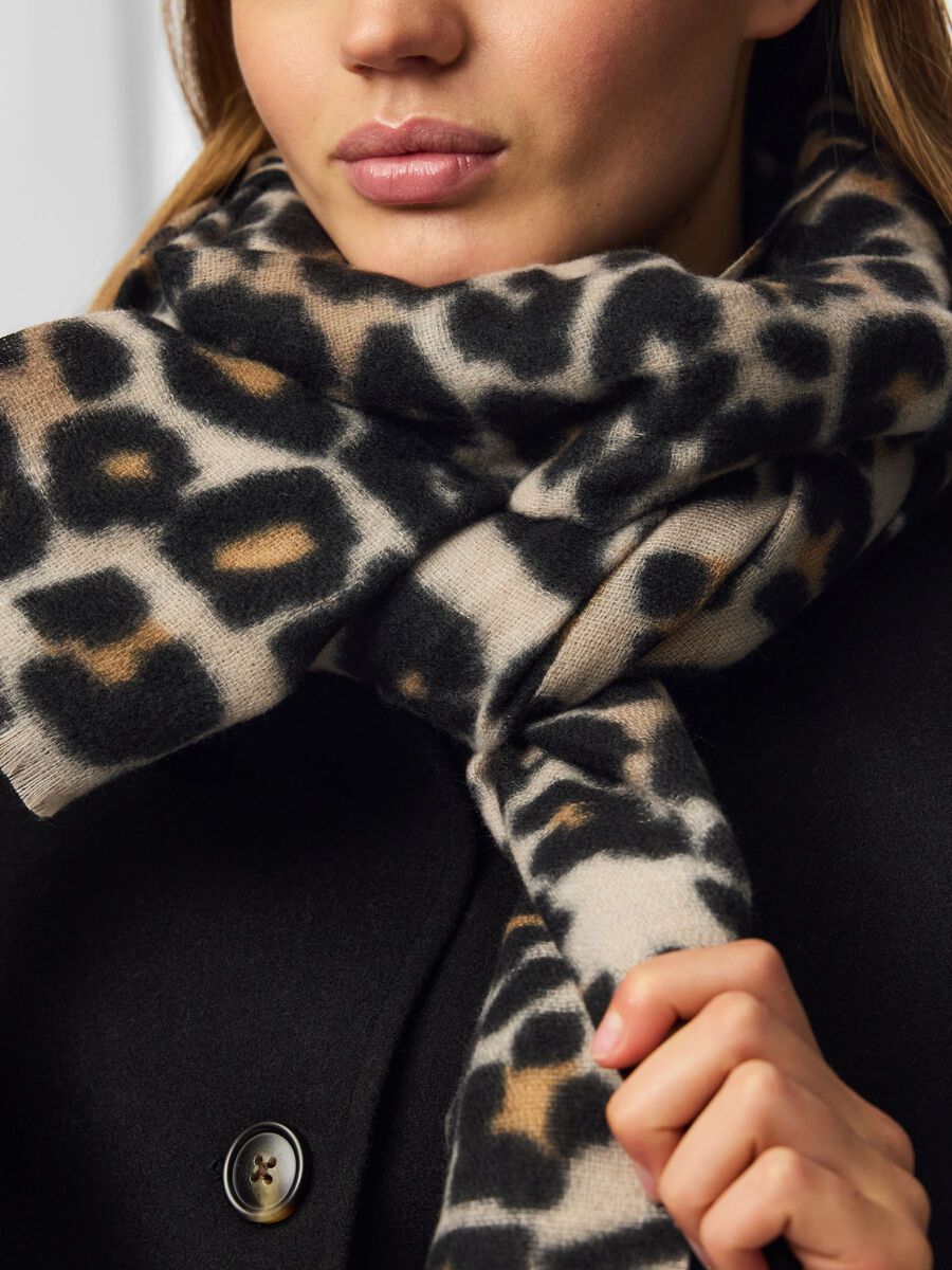 Leopard Scarf (Black/Leopard)