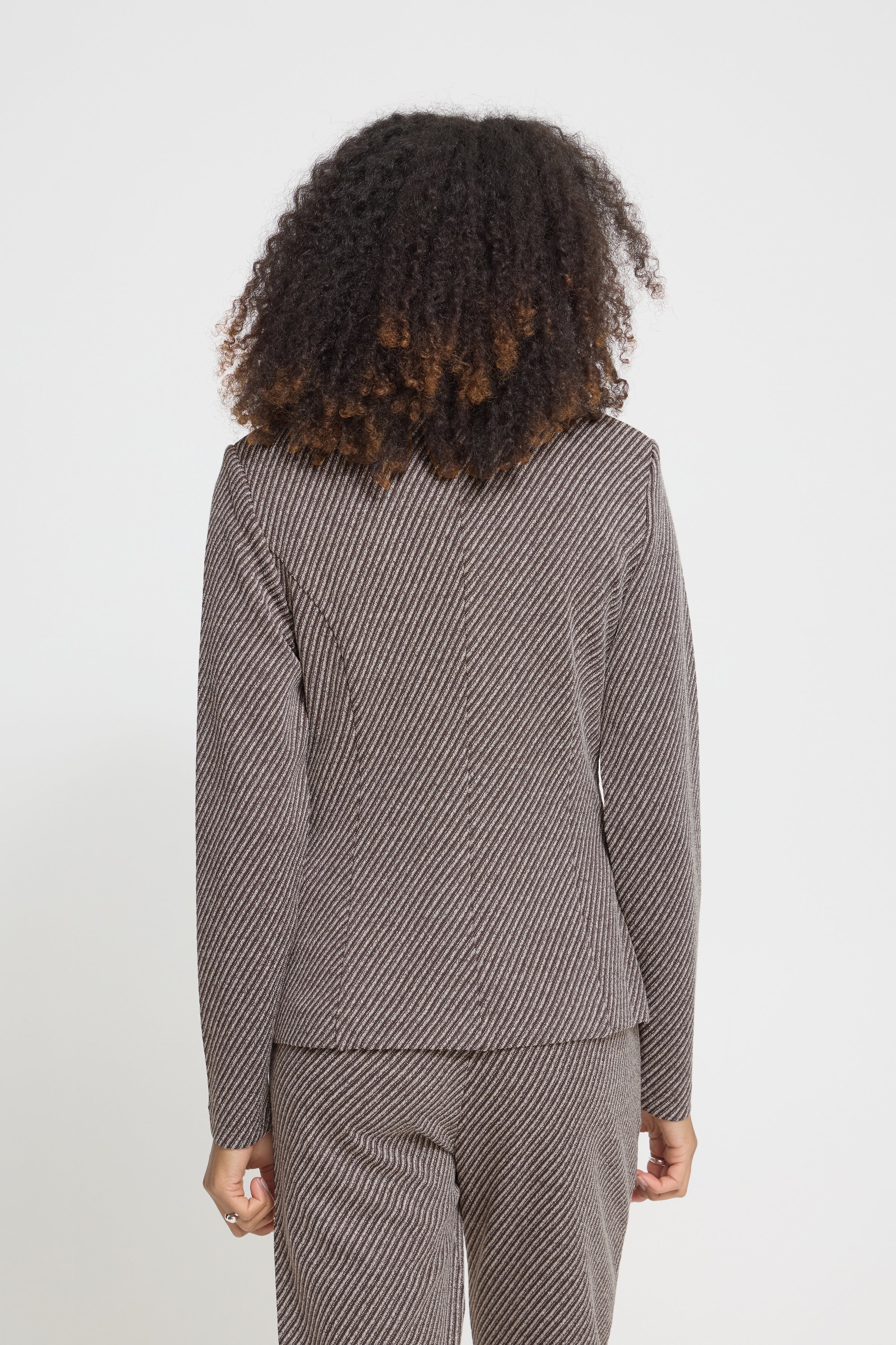 Kate Blazer (Java/Almond)