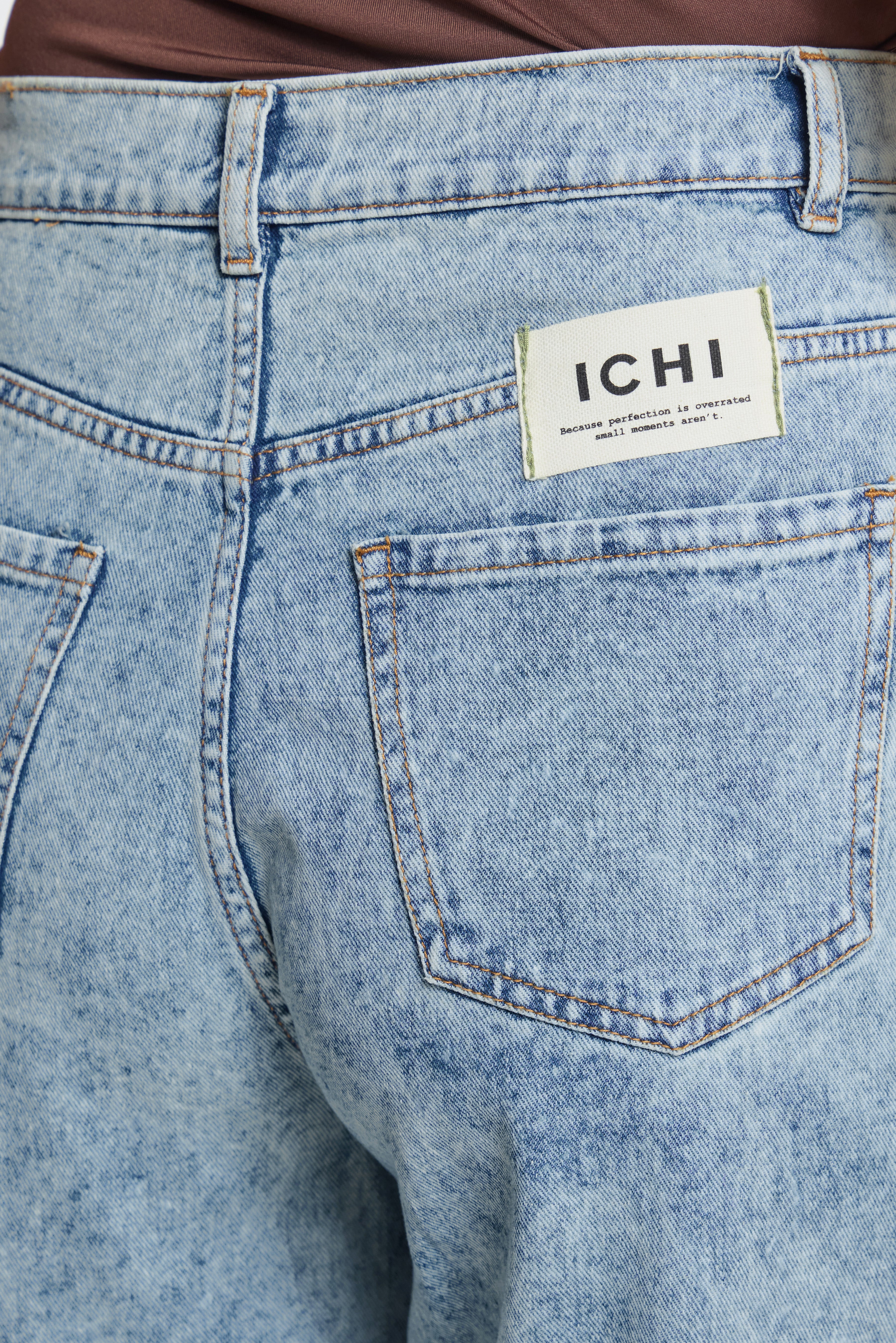 Mandy Wide Leg Jeans (Blue Stonewashed/Leg 32")