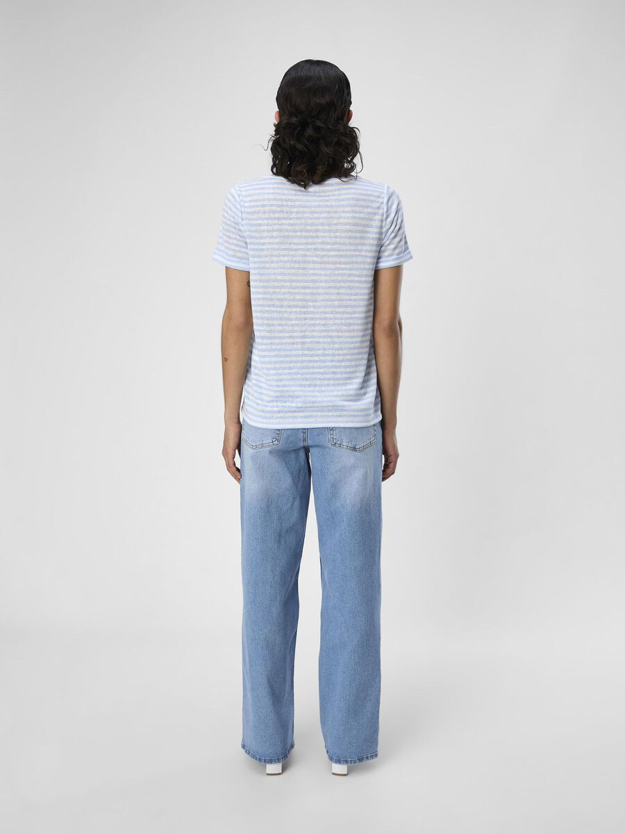 Tessi V-Neck T-Shirt (White/Brunnera Blue)