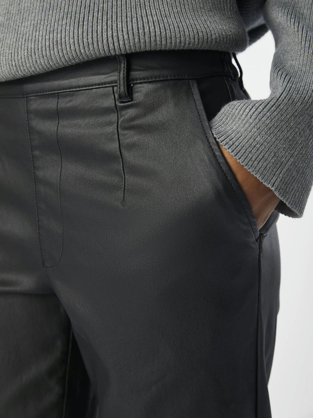 Lisa Coated Pants (Black)